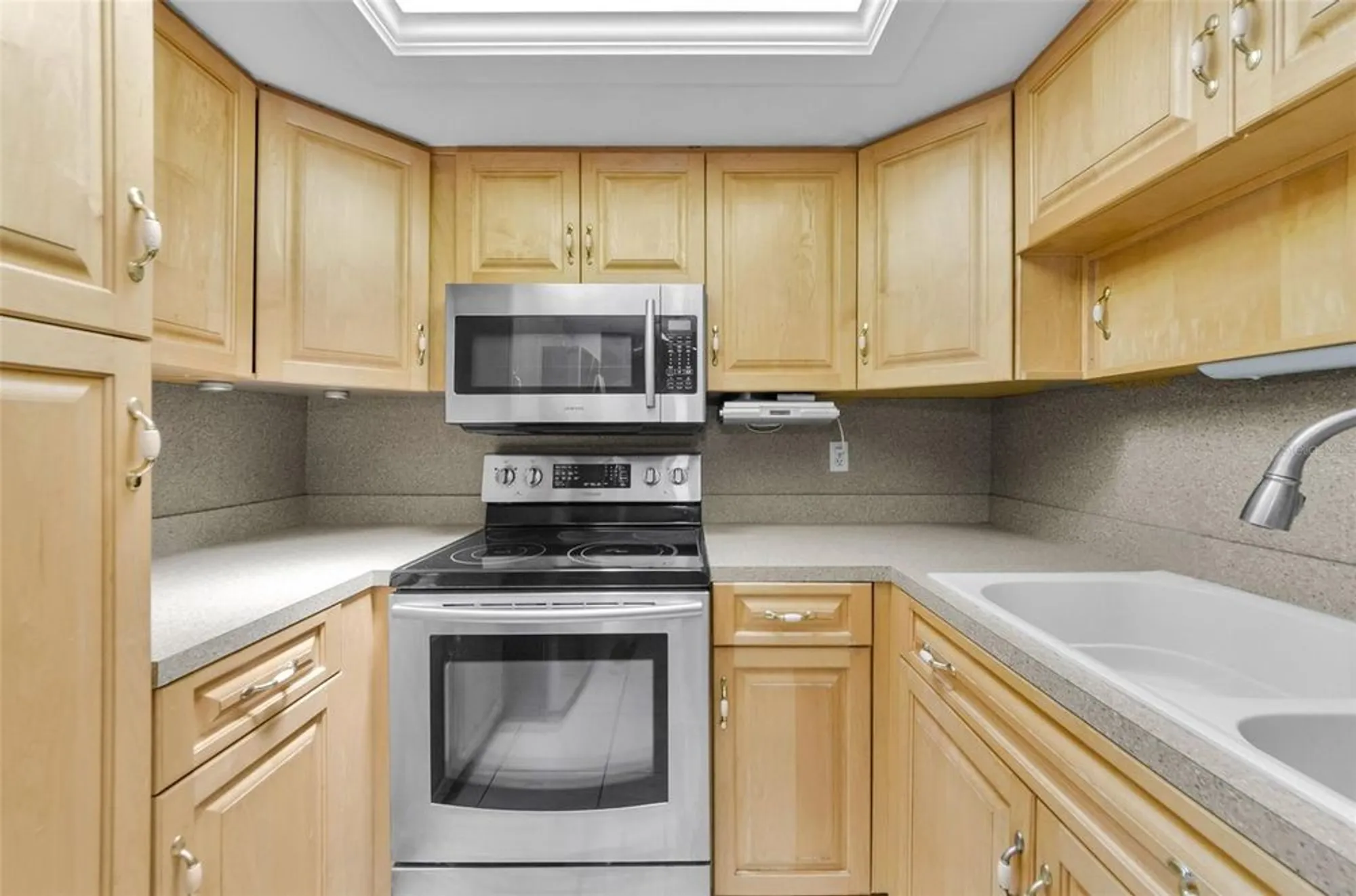 Property Slideshow image 14 of 95 | 2836 highlands blvd a, Palm Harbor, FL, 34684