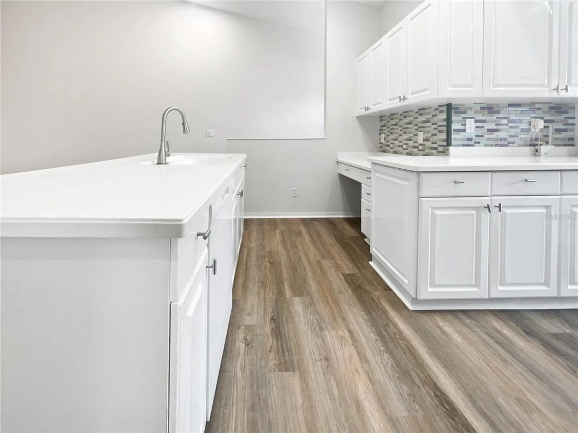 Property Slideshow image 11 of 29 | 6629 pineview ter # 5-201, Bradenton, FL, 34203