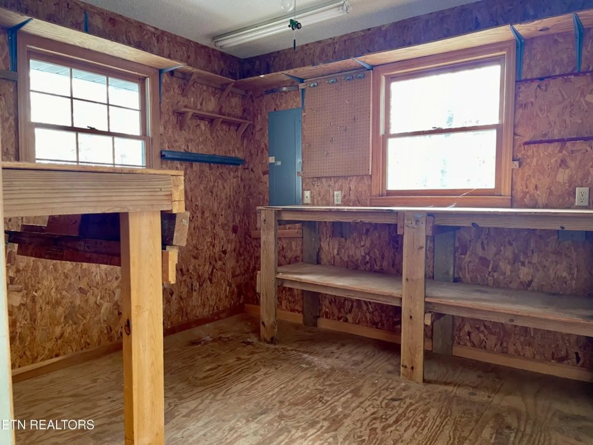 Property Slideshow image 47 of 51 | 143 sugarbush cir, Crossville, TN, 38558