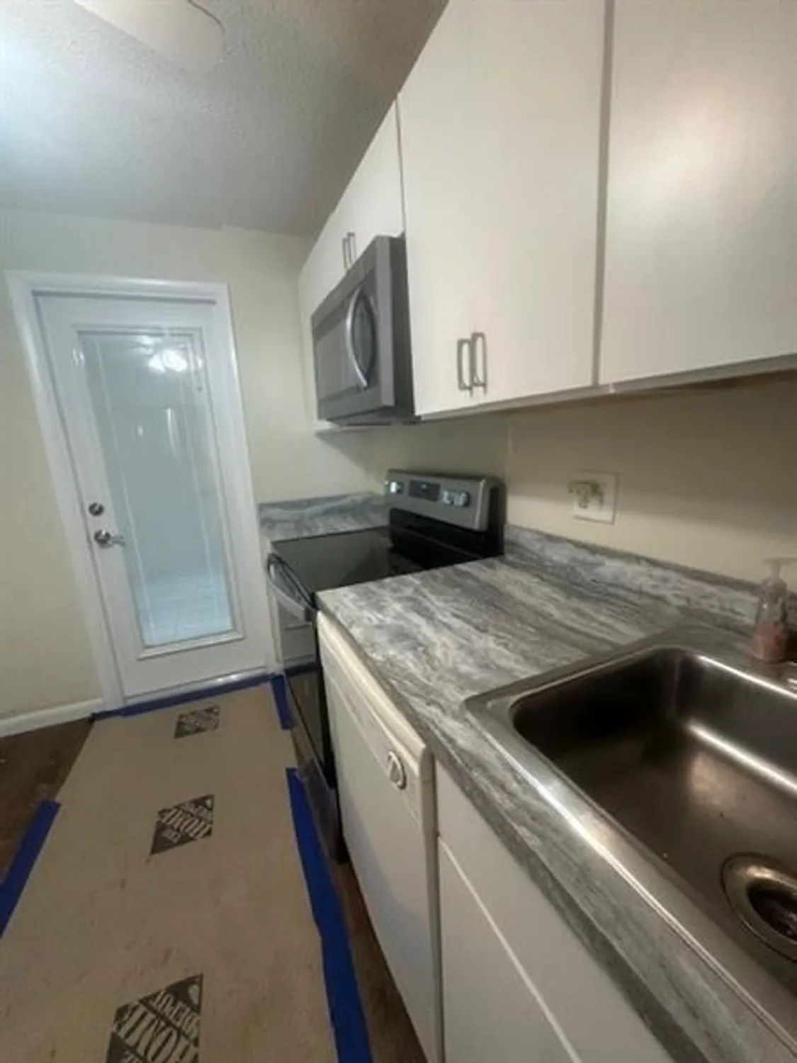 Property Slideshow image 2 of 24 | 2731 ne 14th street cswy 135, Pompano Beach, FL, 33062