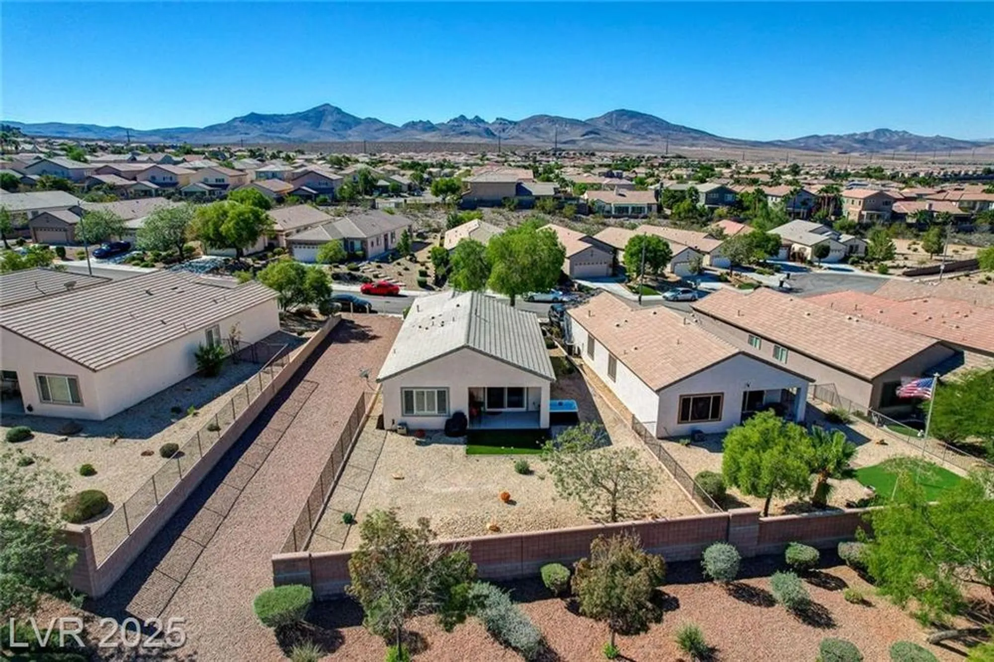 Property Slideshow image 49 of 72 | 2576 binary stars st, Henderson, NV, 89044