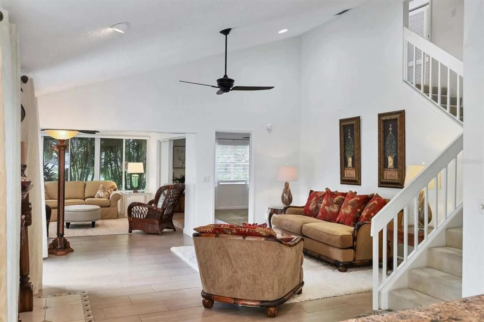 Property Slideshow image 11 of 63 | 6465 carrington cir 44, Sarasota, FL, 34238
