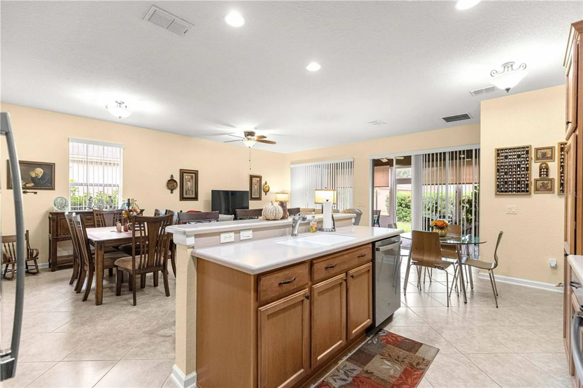 Property Slideshow image 10 of 55 | 9566 sw 70th loop, Ocala, FL, 34481