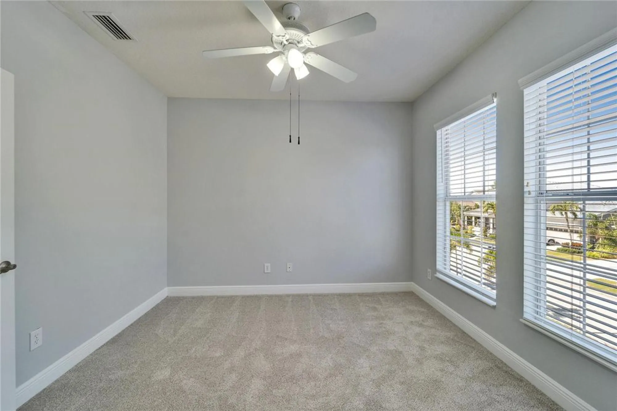 Property Slideshow image 62 of 100 | 410 manns harbor dr, Apollo Beach, FL, 33572
