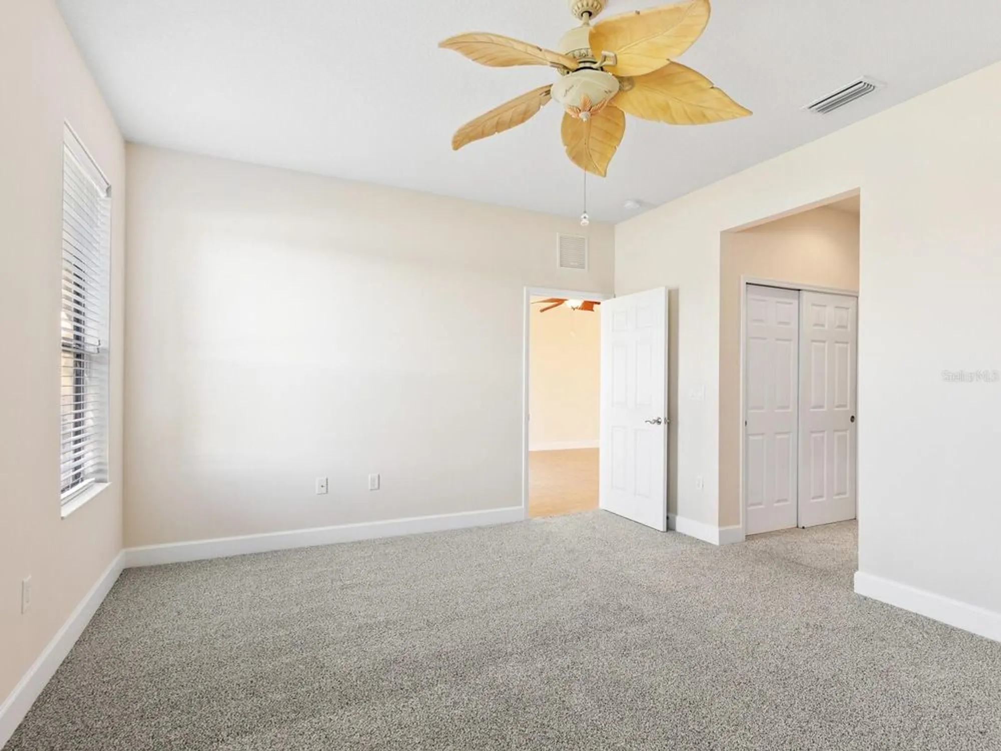 Property Slideshow image 18 of 43 | 11187 campazzo dr, Venice, FL, 34292