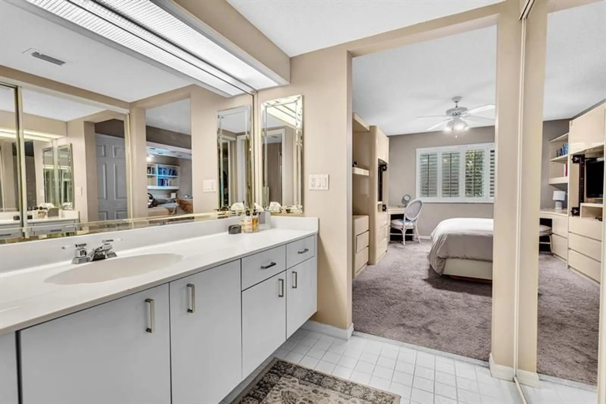 Property Slideshow image 24 of 71 | 7512 n devon dr 210, Tamarac, FL, 33321