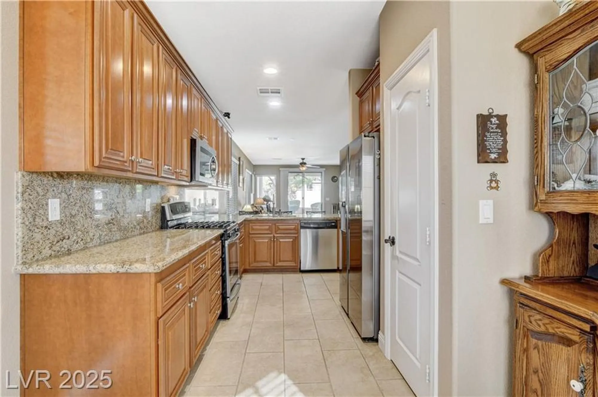 Property Slideshow image 13 of 84 | 3604 rocklin peak ave, North Las Vegas, NV, 89081