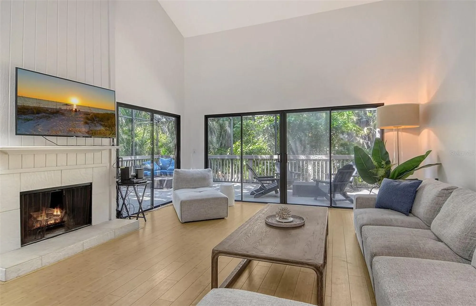 Property Slideshow image 10 of 84 | 1473 landings cir # 44, Sarasota, FL, 34231