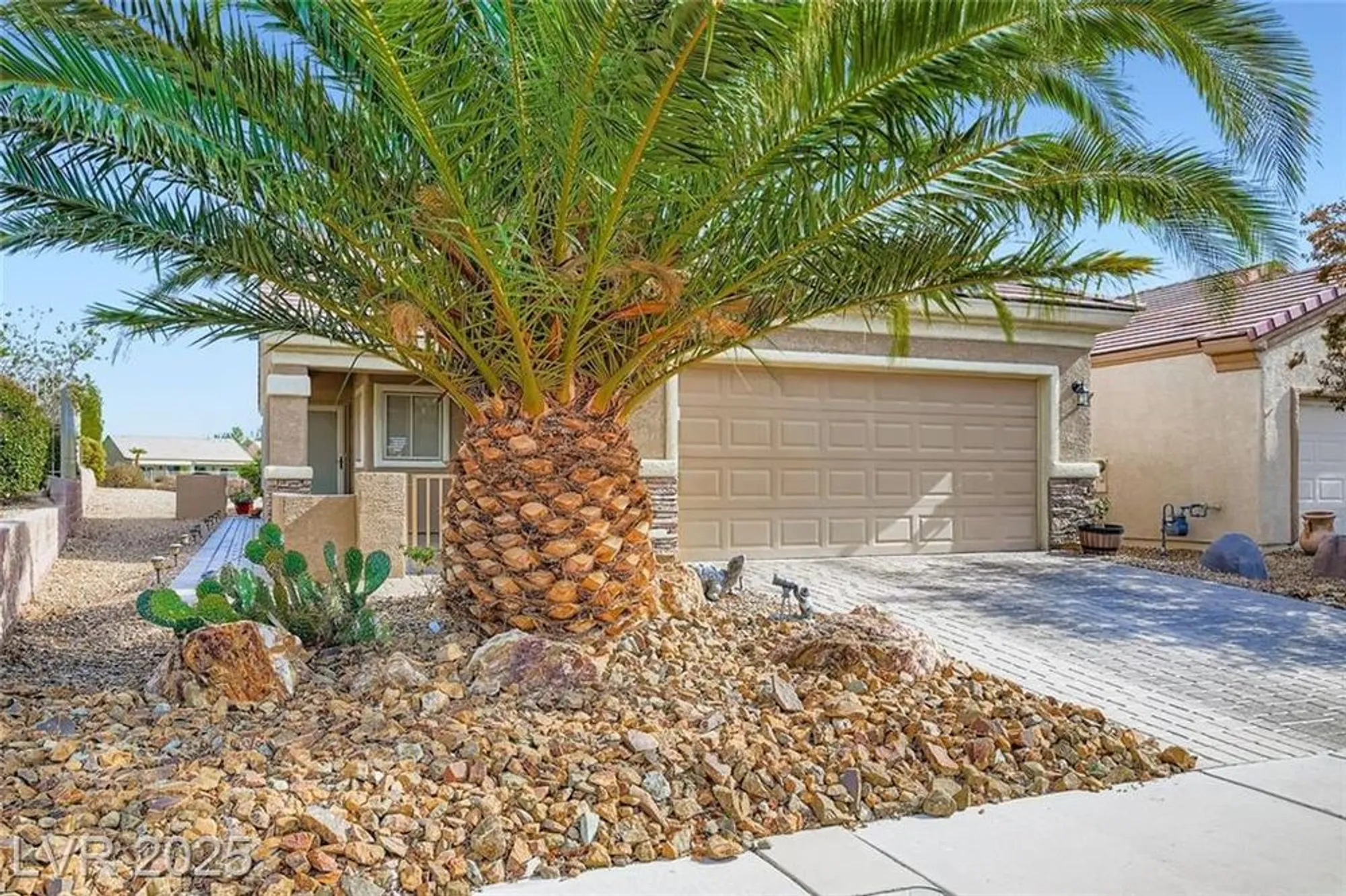 Property Slideshow image 1 of 40 | 7744 widewing dr, North Las Vegas, NV, 89084