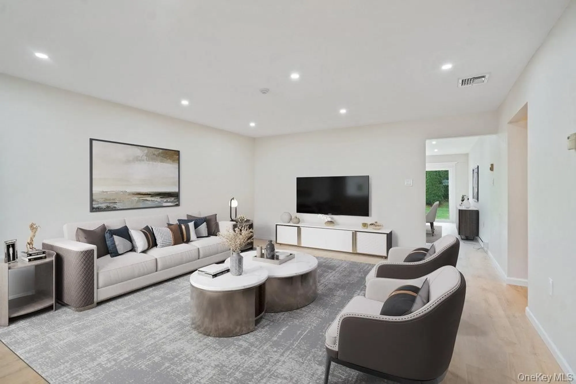 Property Slideshow image 5 of 29 | 53 freedom ln, Coram, NY, 11727