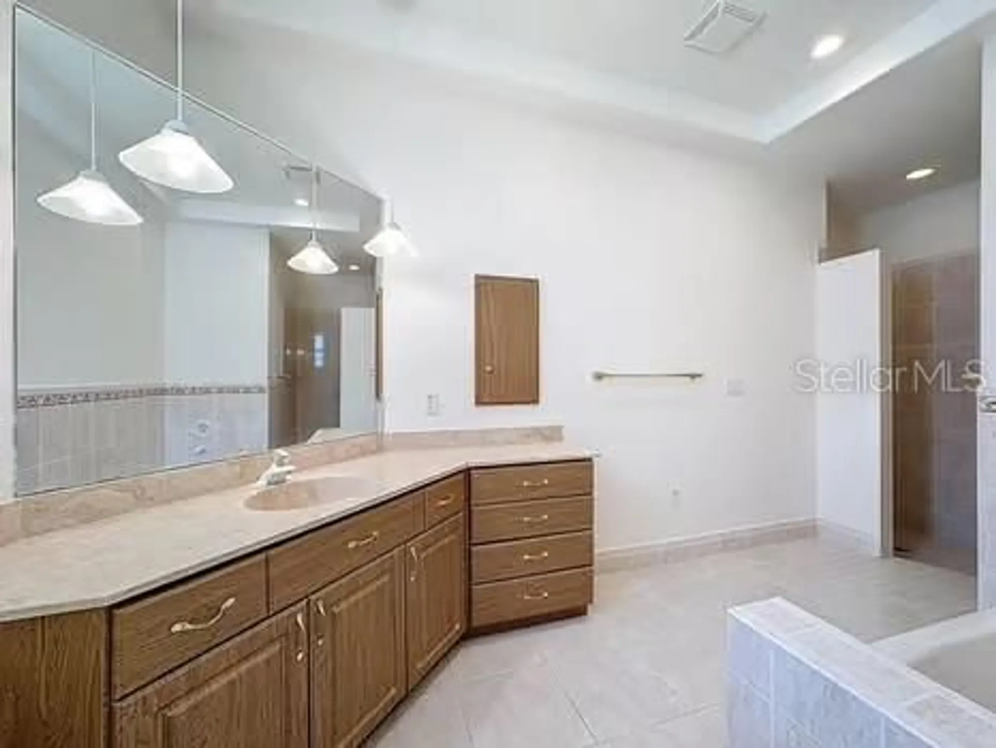 Property Slideshow image 42 of 64 | 9237 penelope dr, Weeki Wachee, FL, 34613