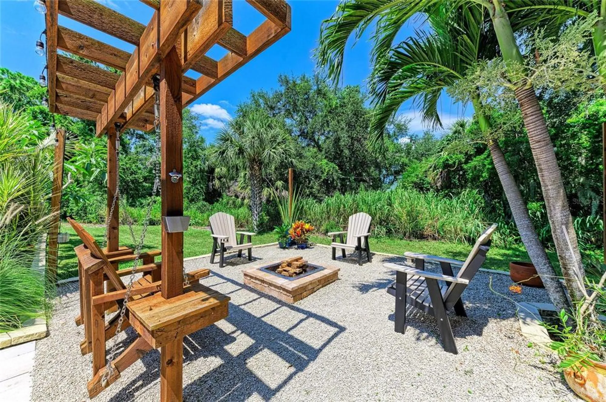 Property Slideshow image 61 of 69 | 8416 palm lakes ct, Sarasota, FL, 34243