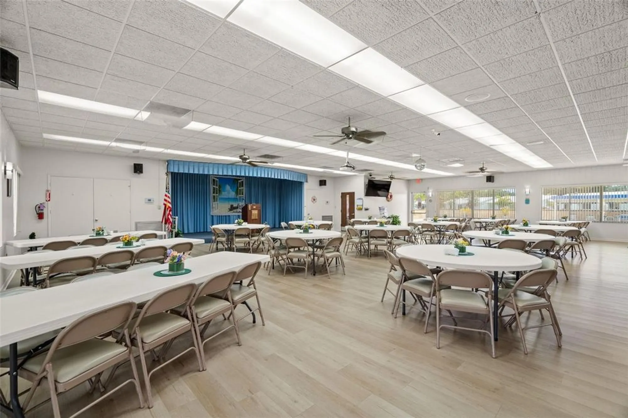 Property Slideshow image 66 of 72 | 9235 35th way n # 6, Pinellas Park, FL, 33782