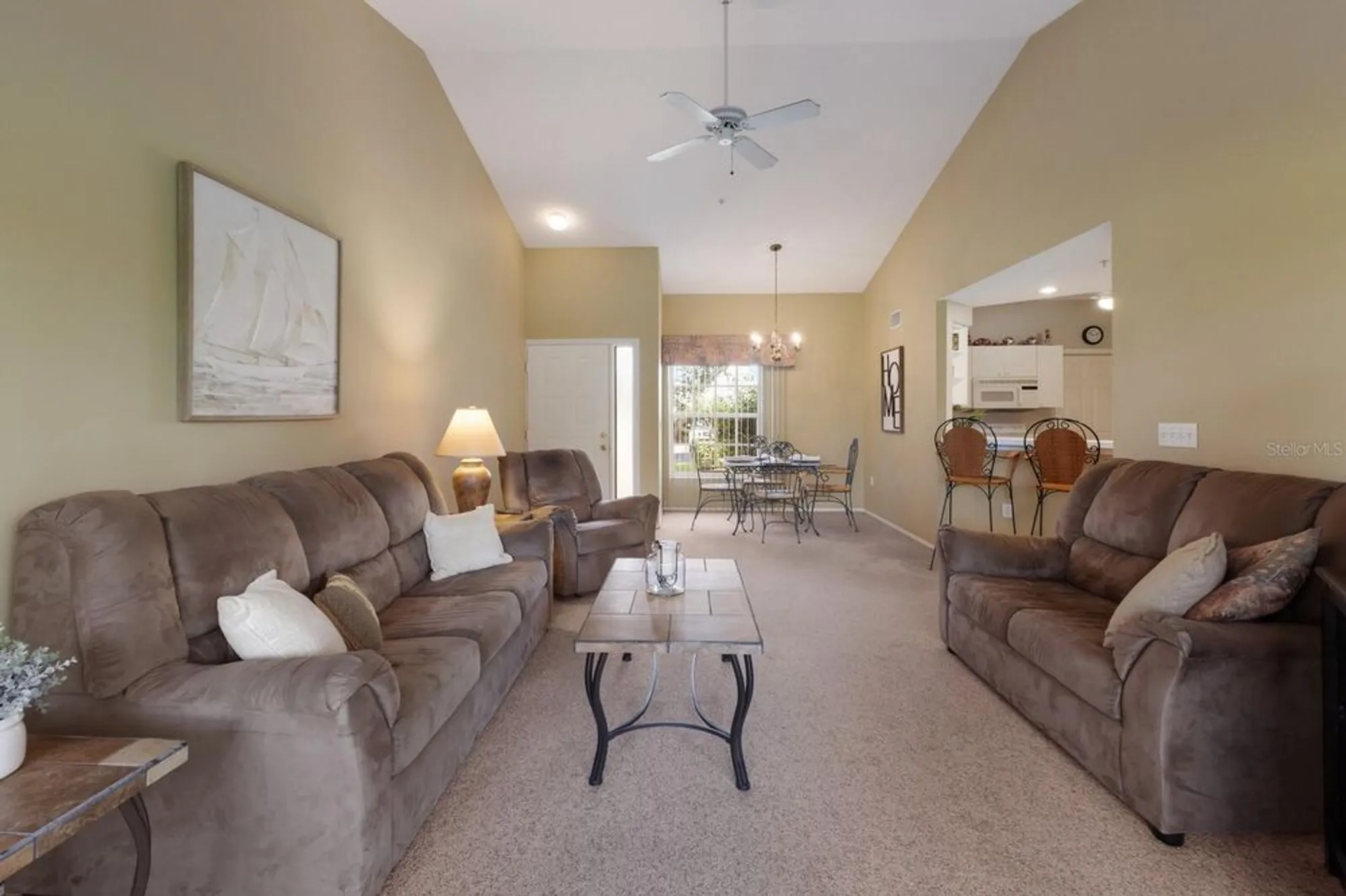 Property Slideshow image 7 of 30 | 6315 green oak cir # 13a, Bradenton, FL, 34203