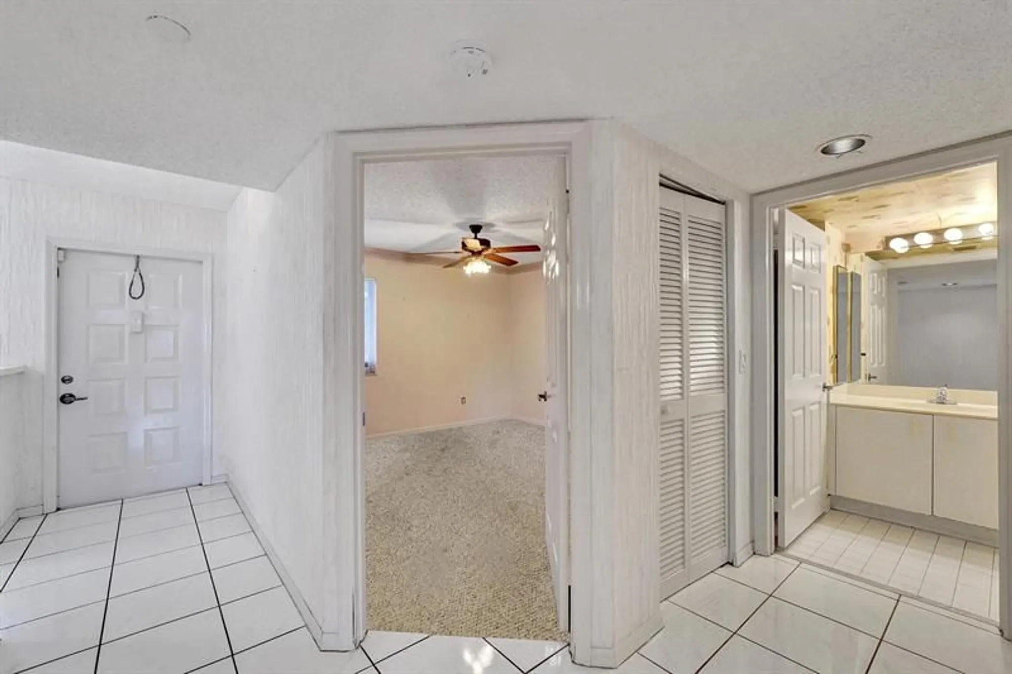 Property Slideshow image 30 of 61 | 9587 weldon cir apt b312, Fort Lauderdale, FL, 33321