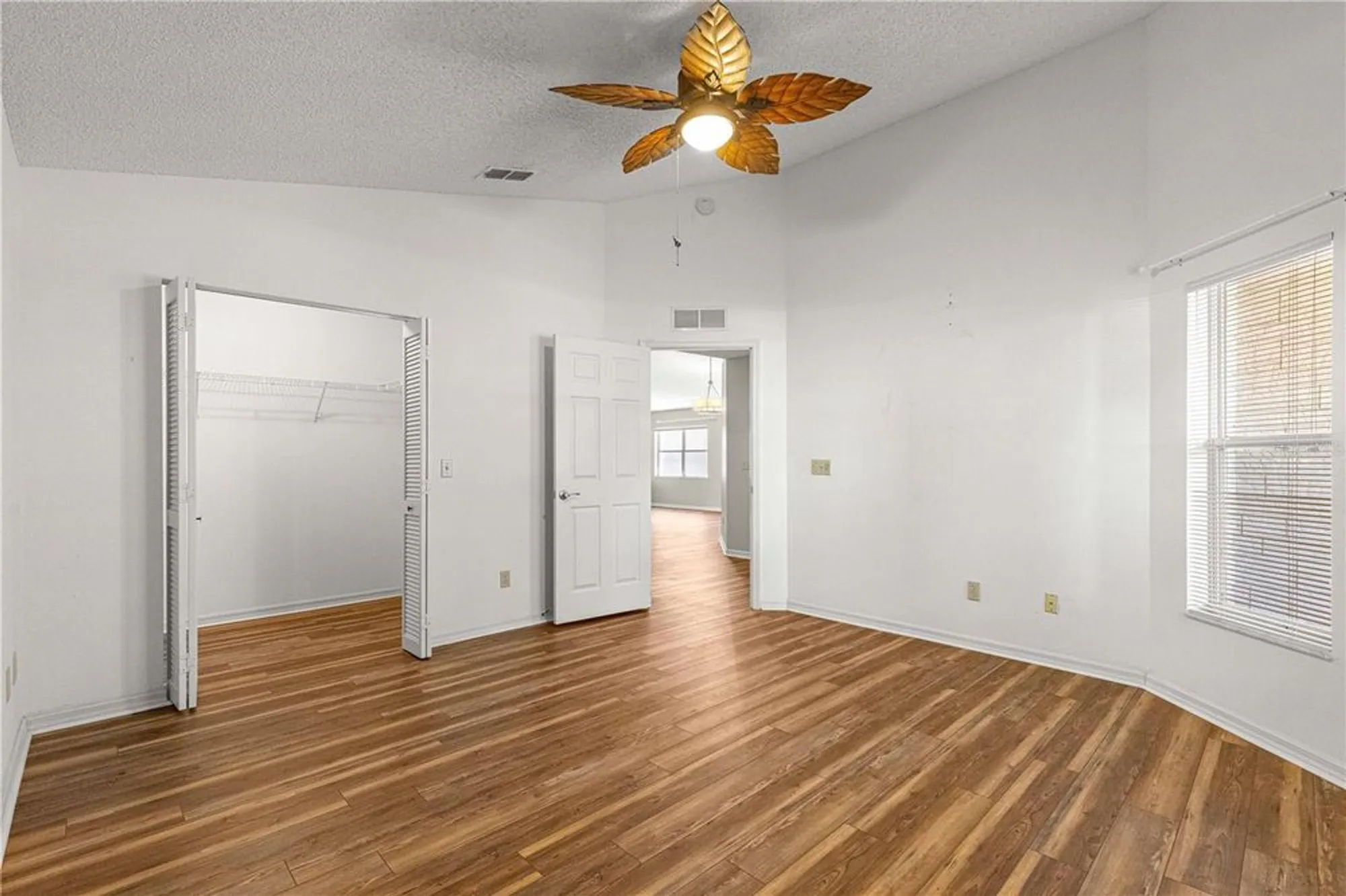 Property Slideshow image 7 of 34 | 9093 sw 91st cir, Ocala, FL, 34481