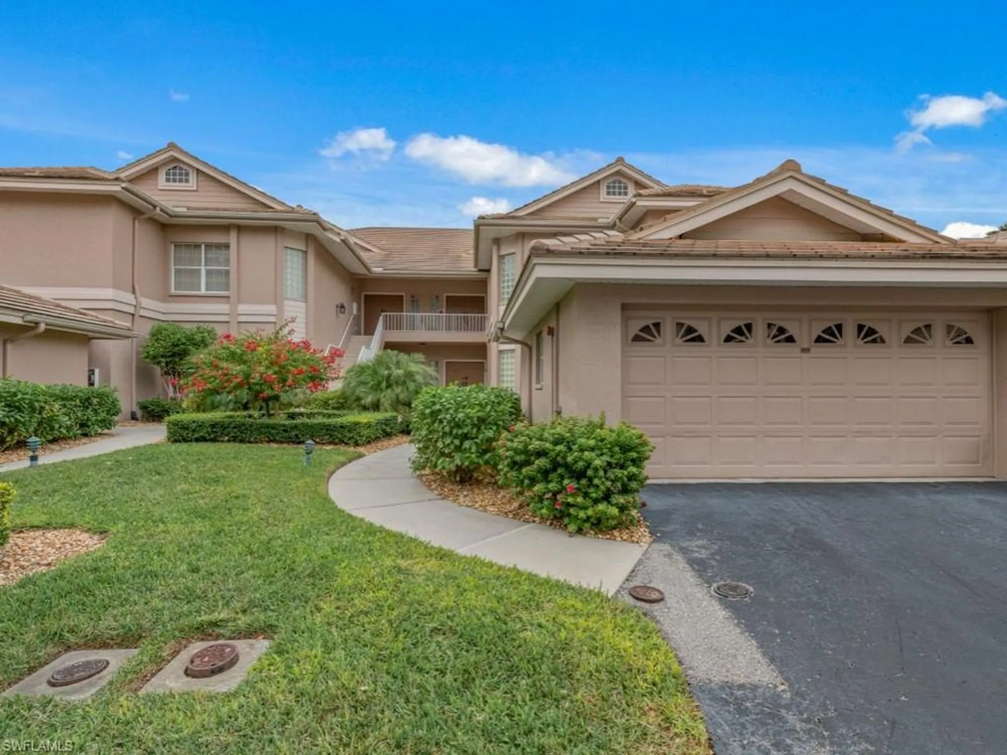 Property Slideshow image 22 of 35 | 26270 devonshire ct 202, Bonita Springs, FL, 34134