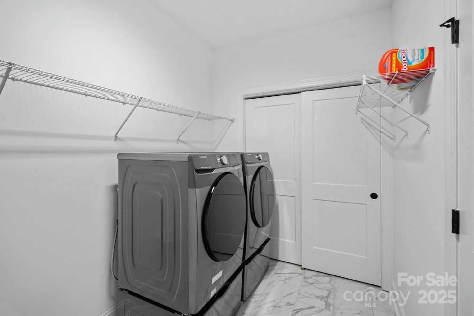 Property Slideshow image 29 of 39 | 218 alenda lux cir, Mooresville, NC, 28115