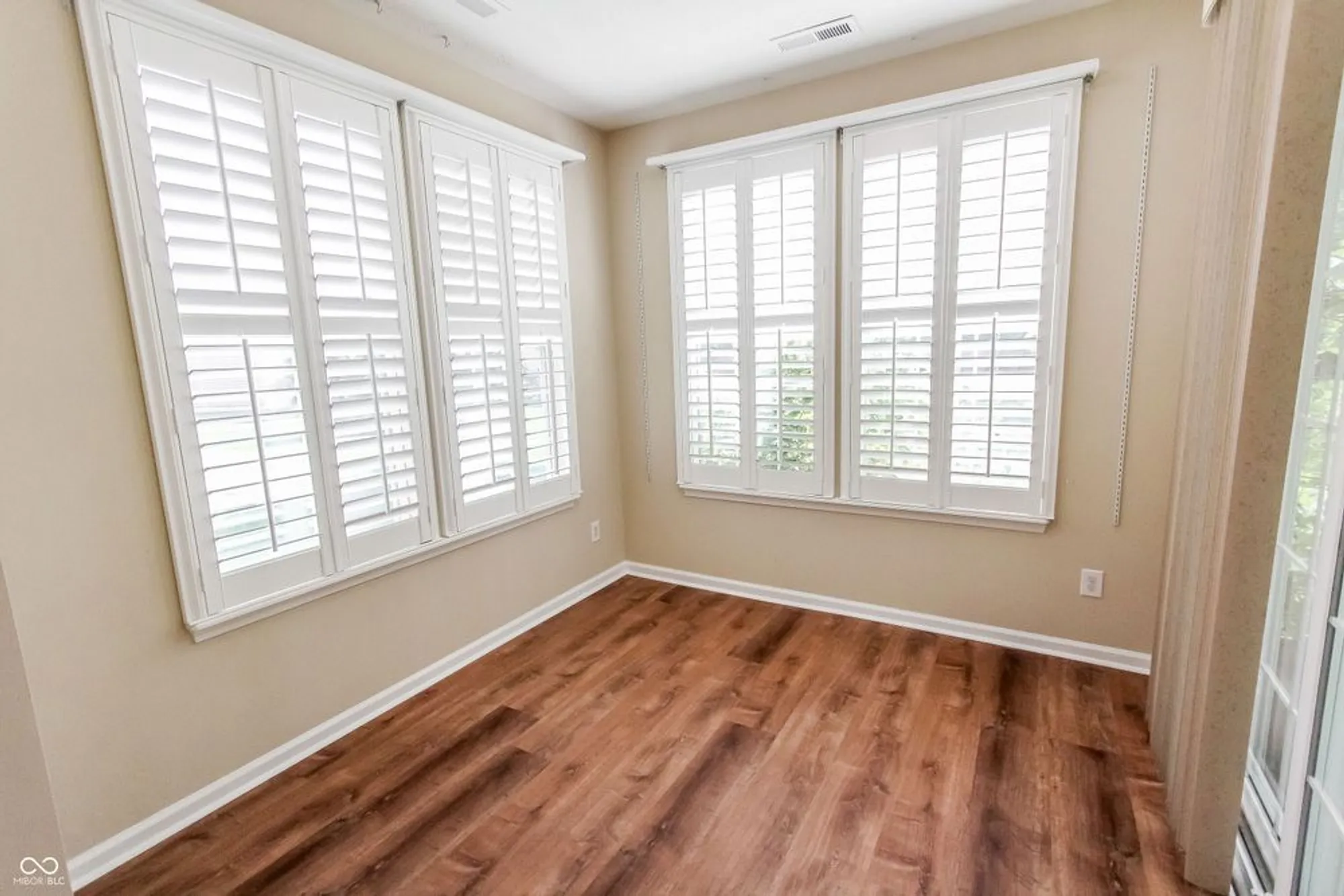 Property Slideshow image 31 of 52 | 15935 lambrusco way, Fishers, IN, 46037