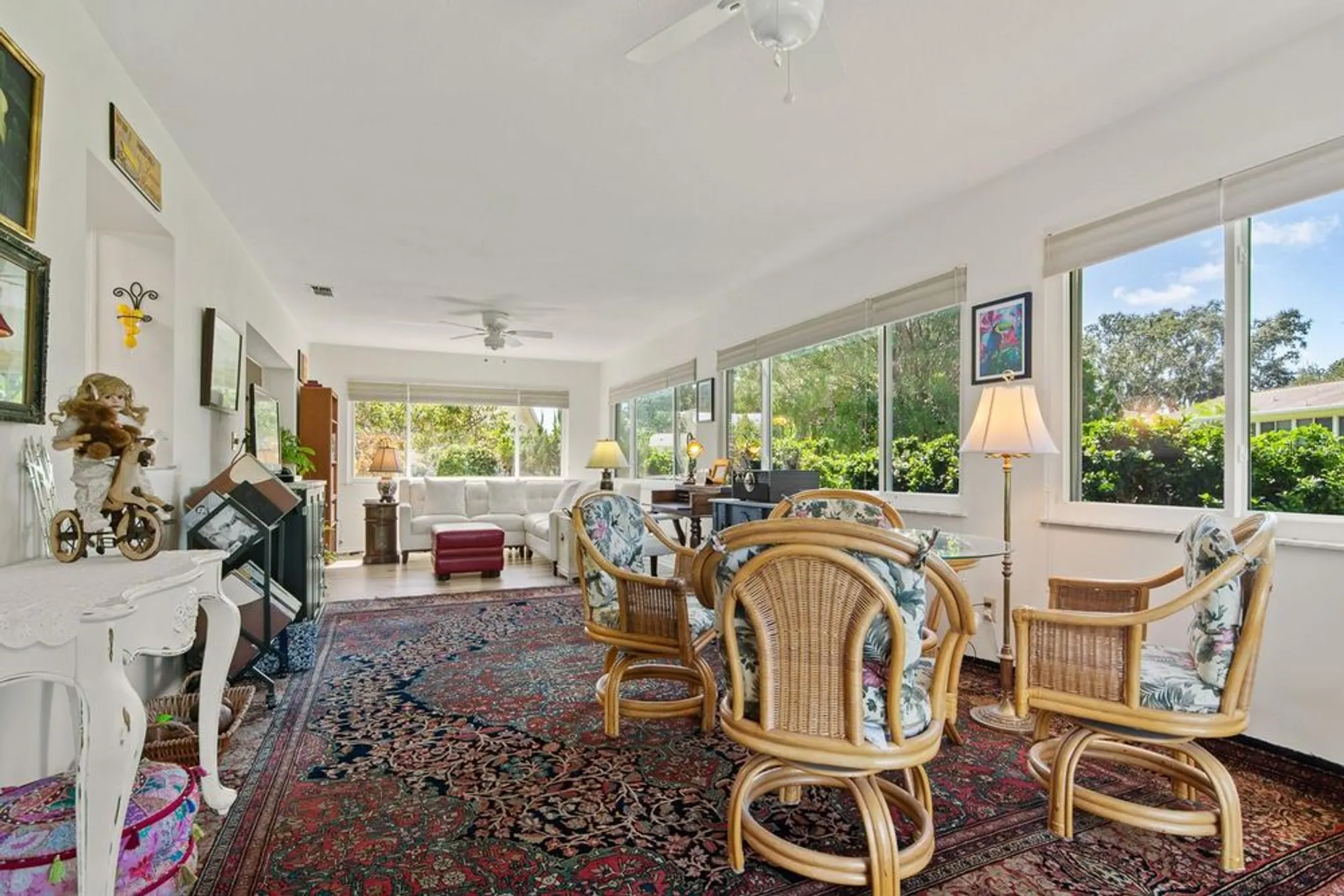Property Slideshow image 16 of 45 | 1212 timberbrooke dr, Palm Harbor, FL, 34684