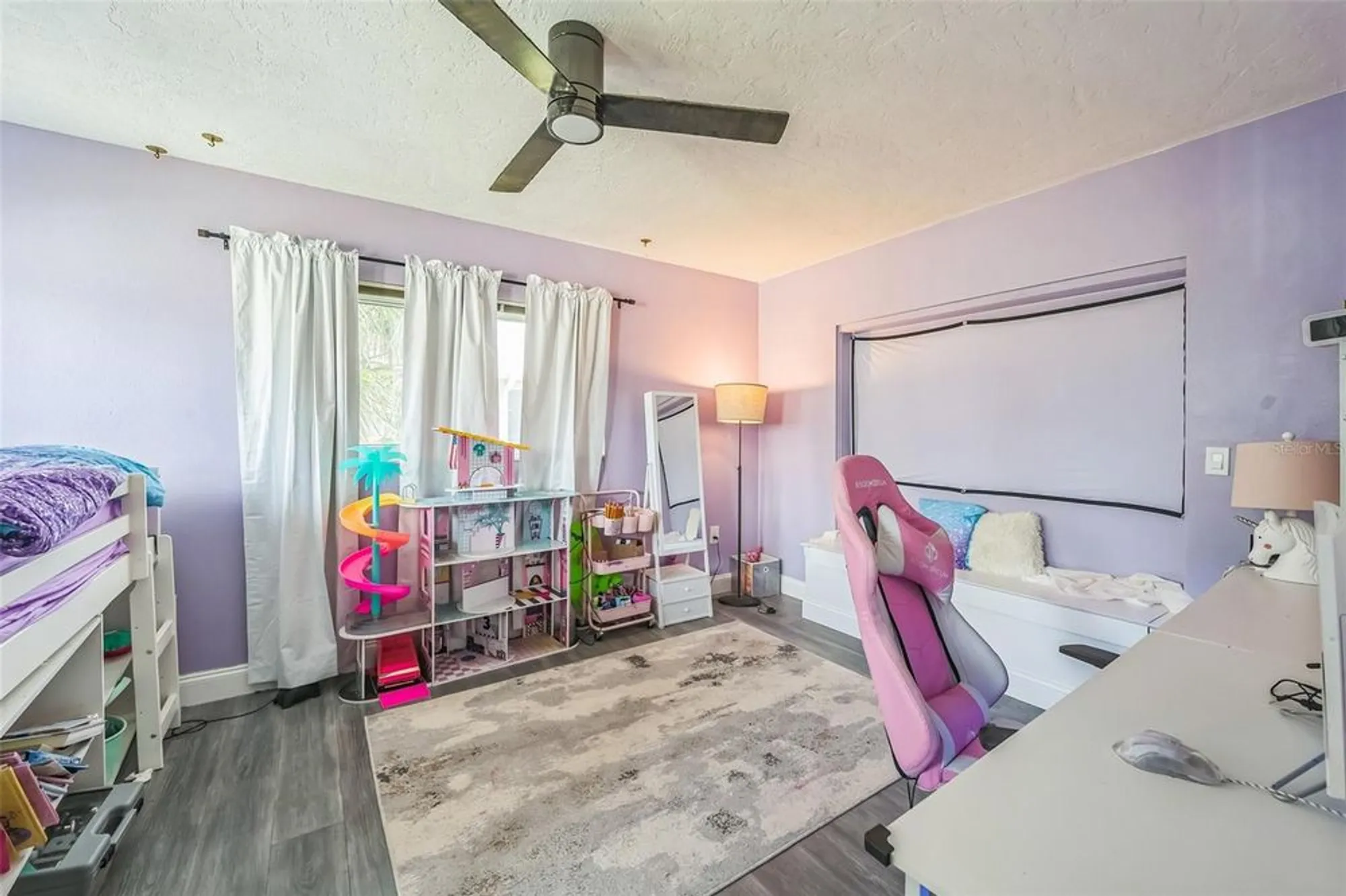 Property Slideshow image 8 of 17 | 5108 medalist rd, Sarasota, FL, 34243