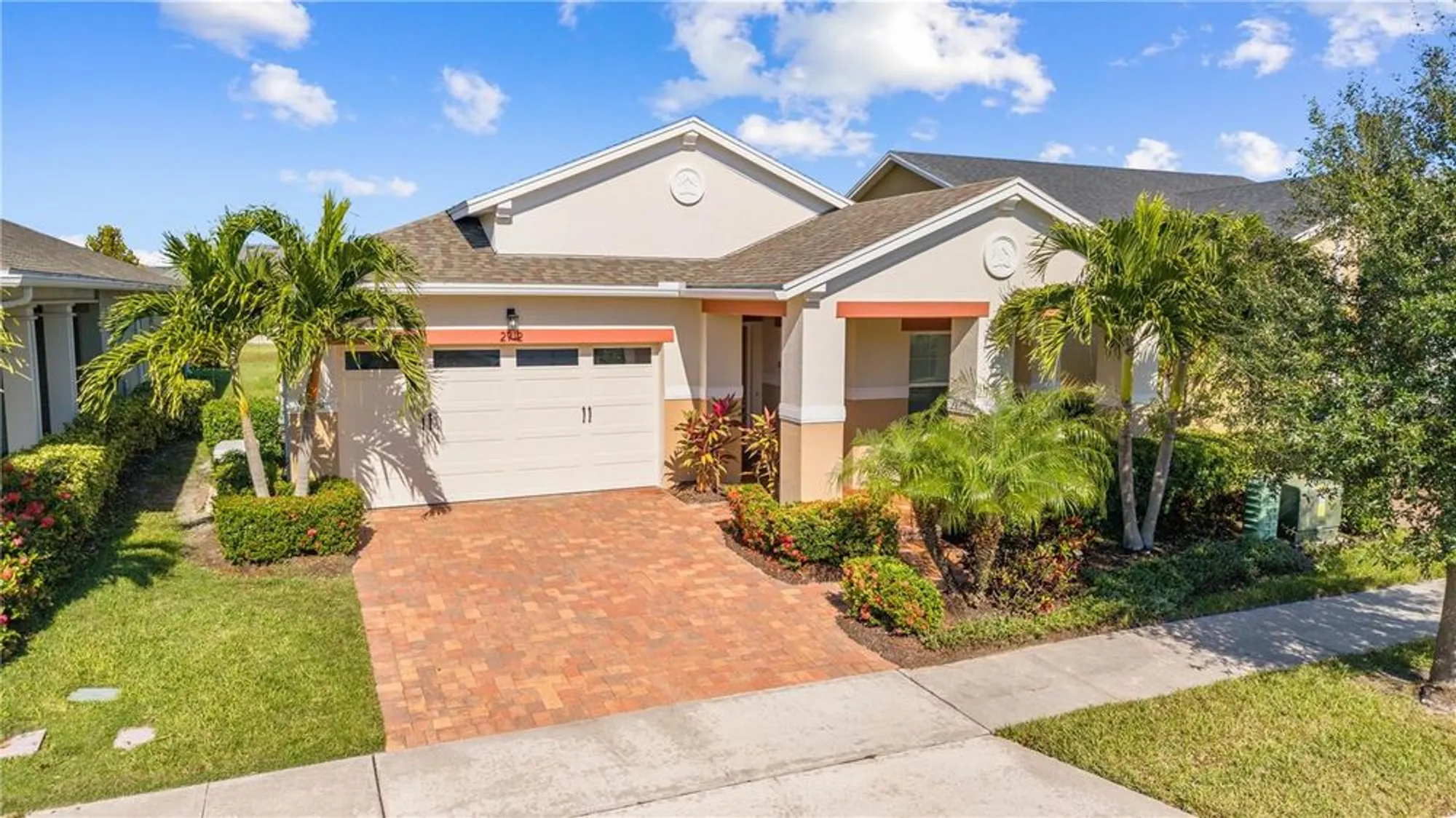 Property Slideshow image 1 of 83 | 2712 southland st, Saint Cloud, FL, 34772
