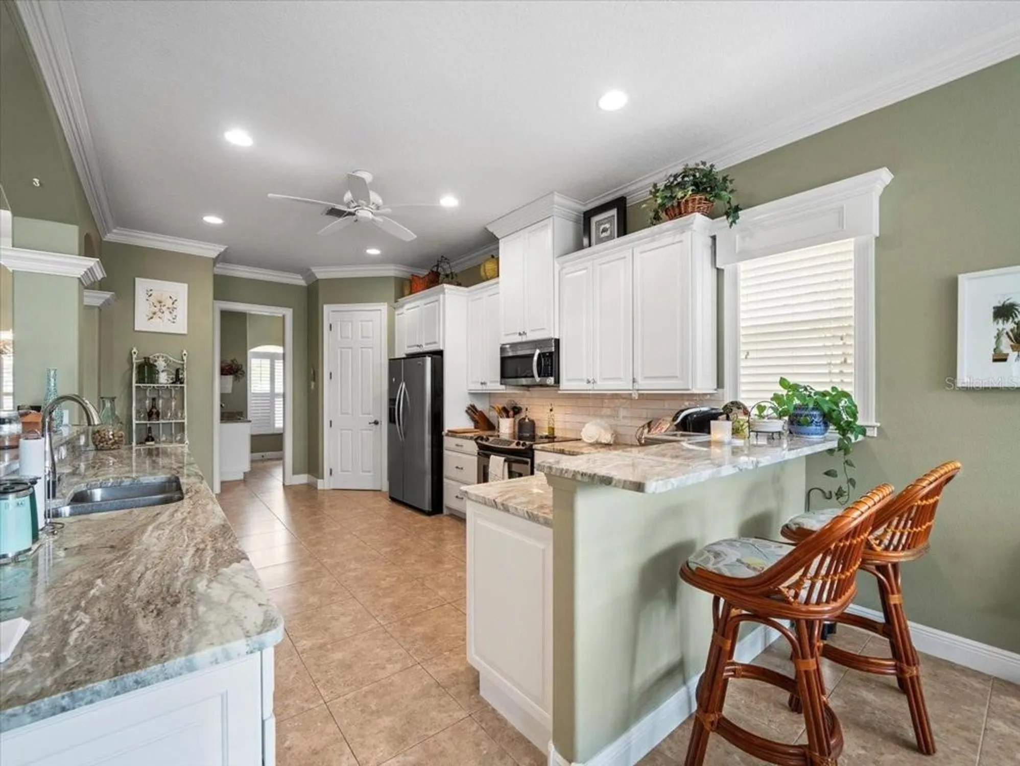 Property Slideshow image 14 of 60 | 8480 athens ct, Weeki Wachee, FL, 34613