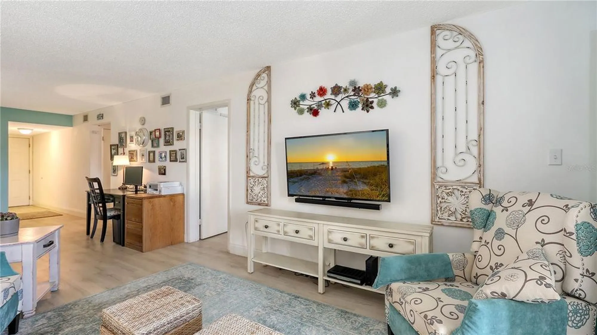 Property Slideshow image 8 of 37 | 3845 lake bayshore dr # f103, Bradenton, FL, 34205
