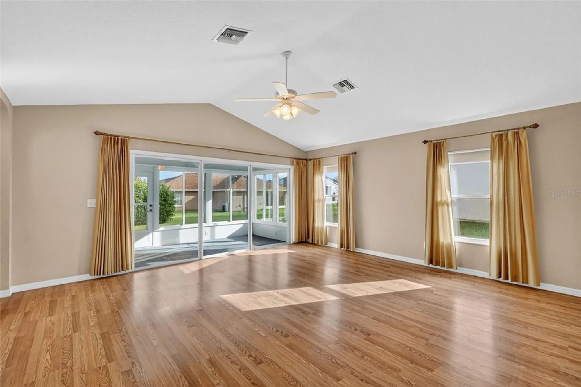 Property Slideshow image 10 of 35 | 12125 se 175th st, Summerfield, FL, 34491