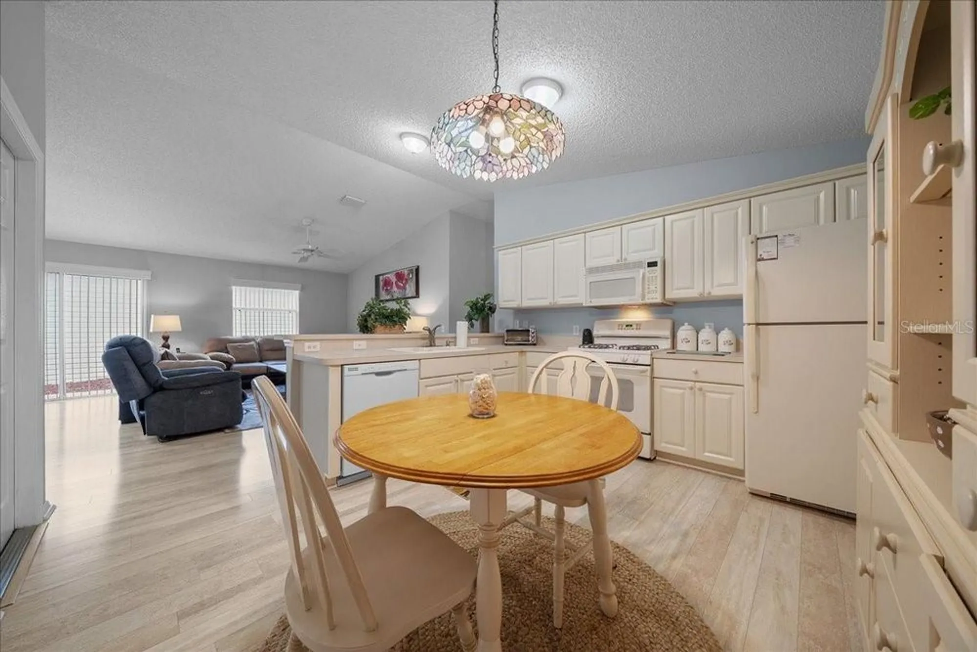 Property Slideshow image 9 of 30 | 2023 thurmond ave, The Villages, FL, 32162