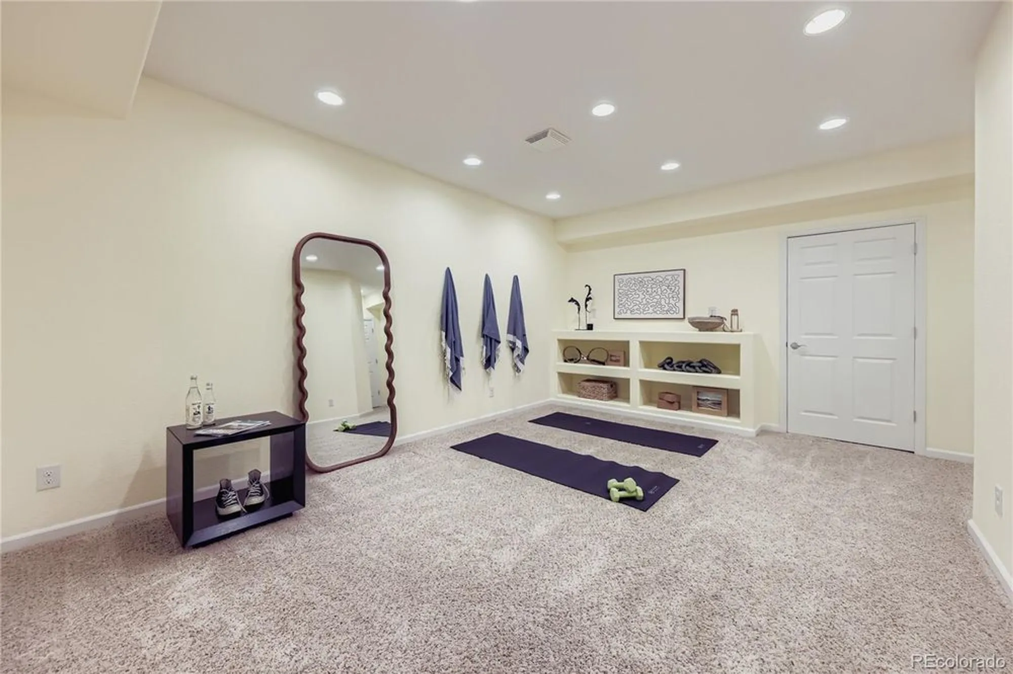 Property Slideshow image 26 of 42 | 16534 elbert ct, Broomfield, CO, 80023