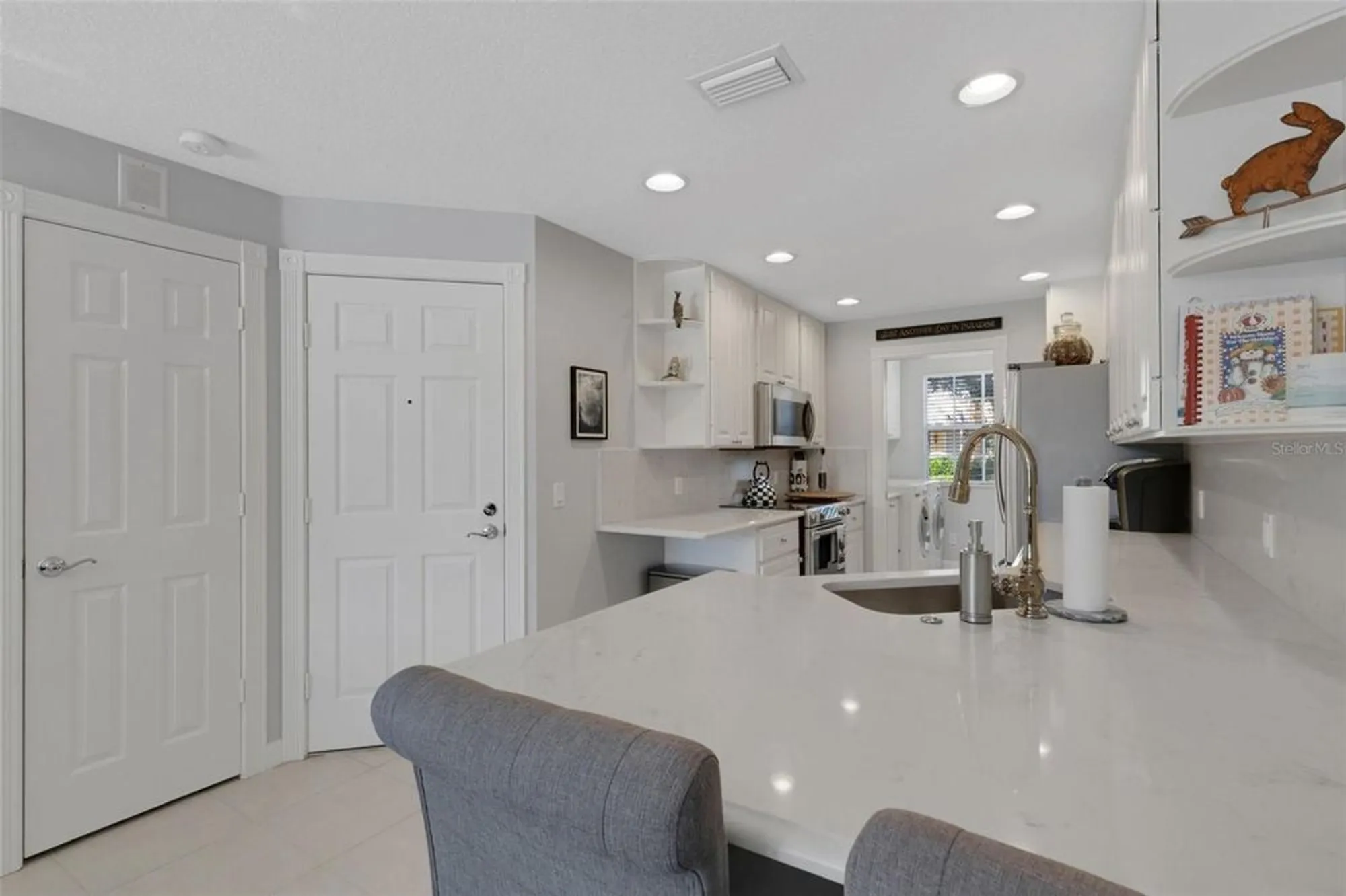 Property Slideshow image 9 of 72 | 7860 bergamo ave, Sarasota, FL, 34238