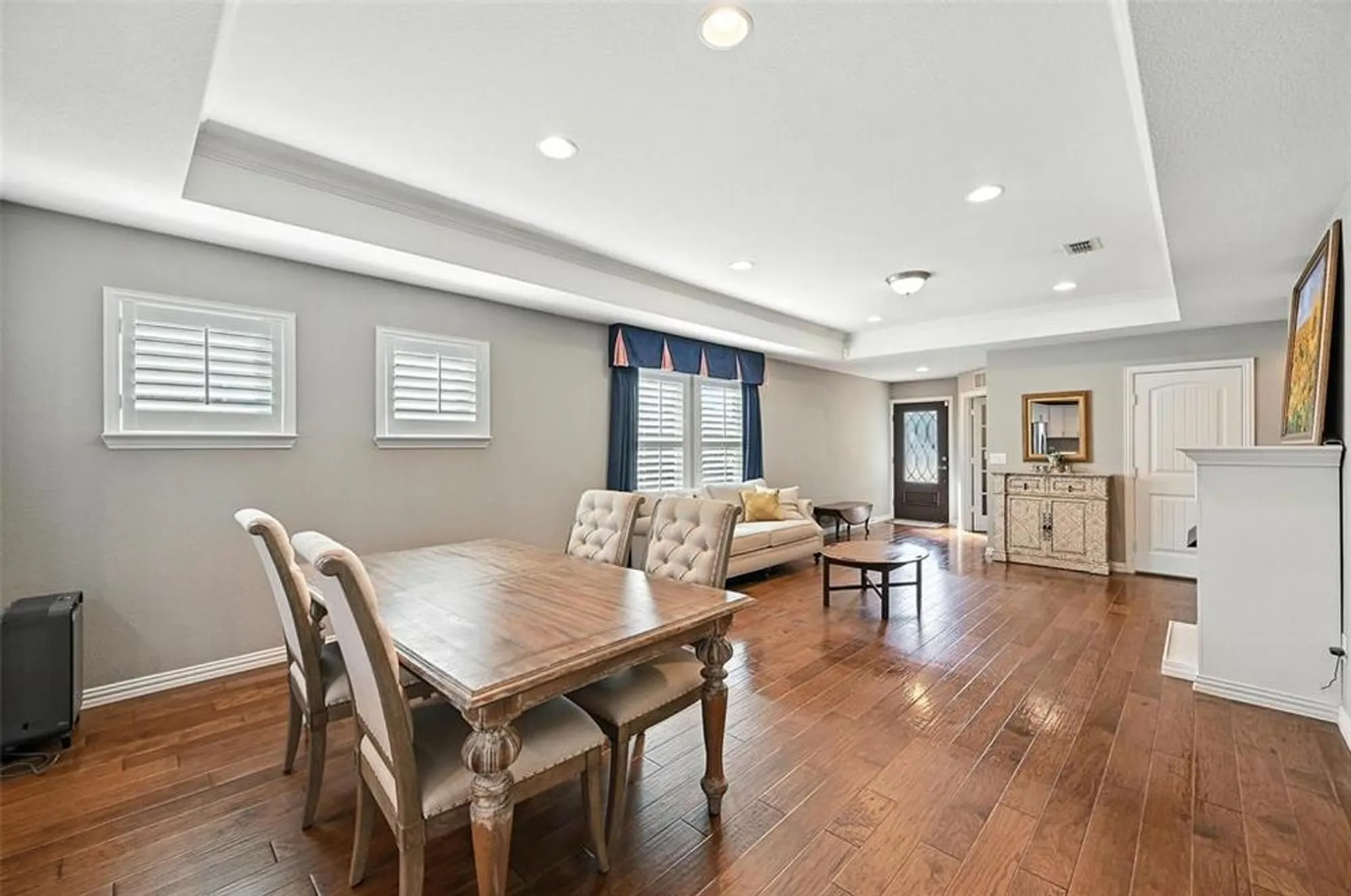 Property Slideshow image 15 of 38 | 2306 feathering dr, Frisco, TX, 75036