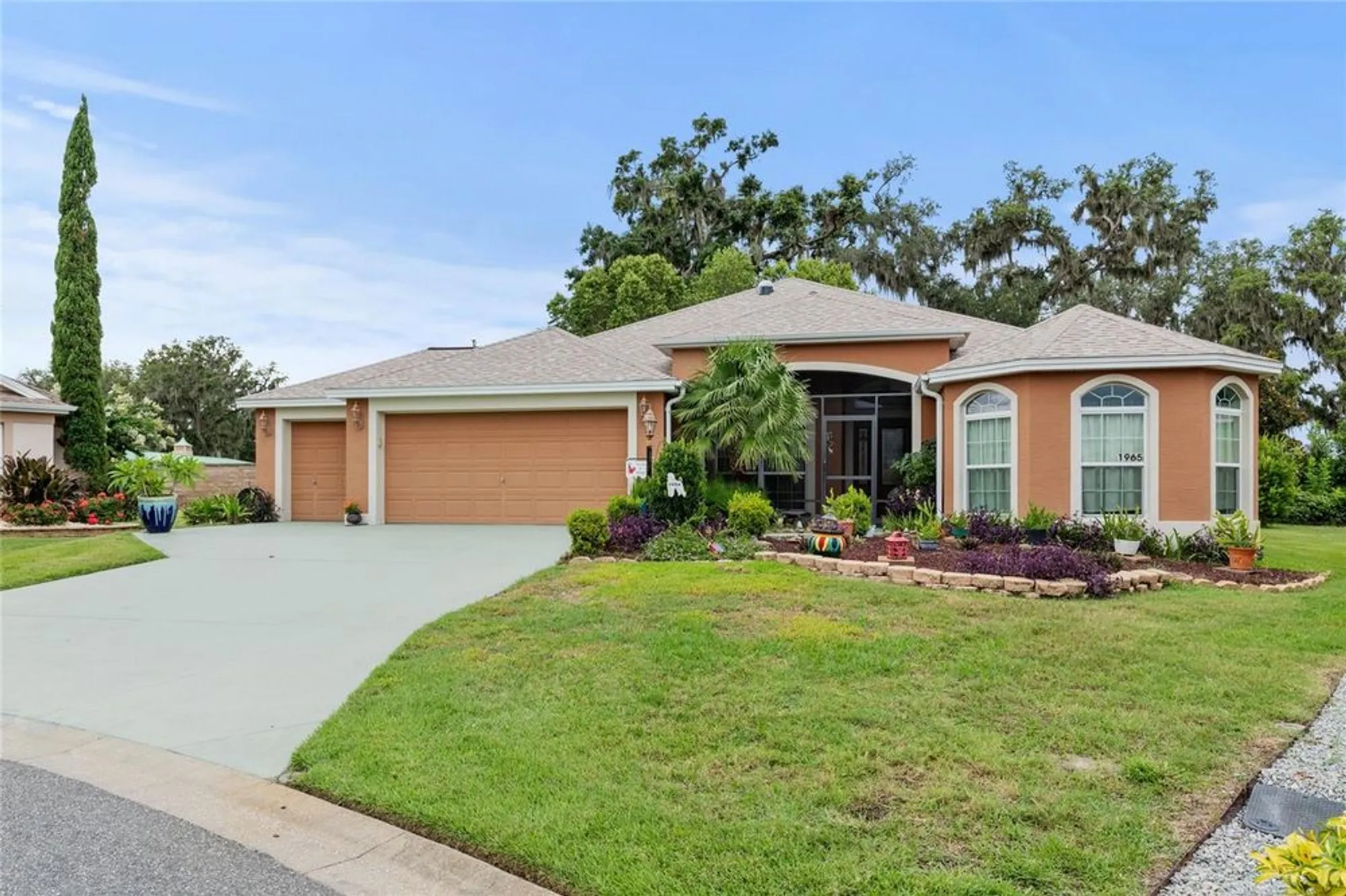 Property Slideshow image 7 of 31 | 1965 gatehouse ter, The Villages, FL, 32163