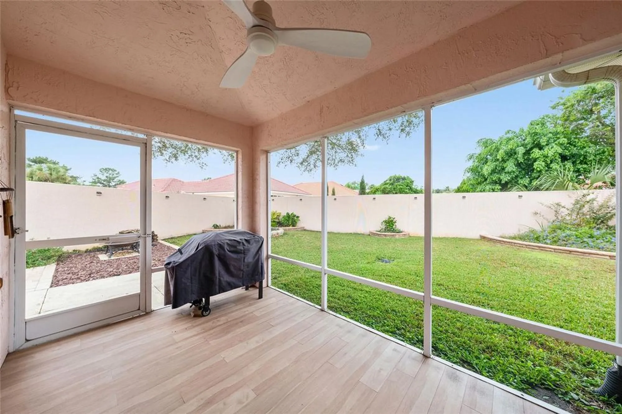 Property Slideshow image 51 of 65 | 906 santa anna ln, The Villages, FL, 32159