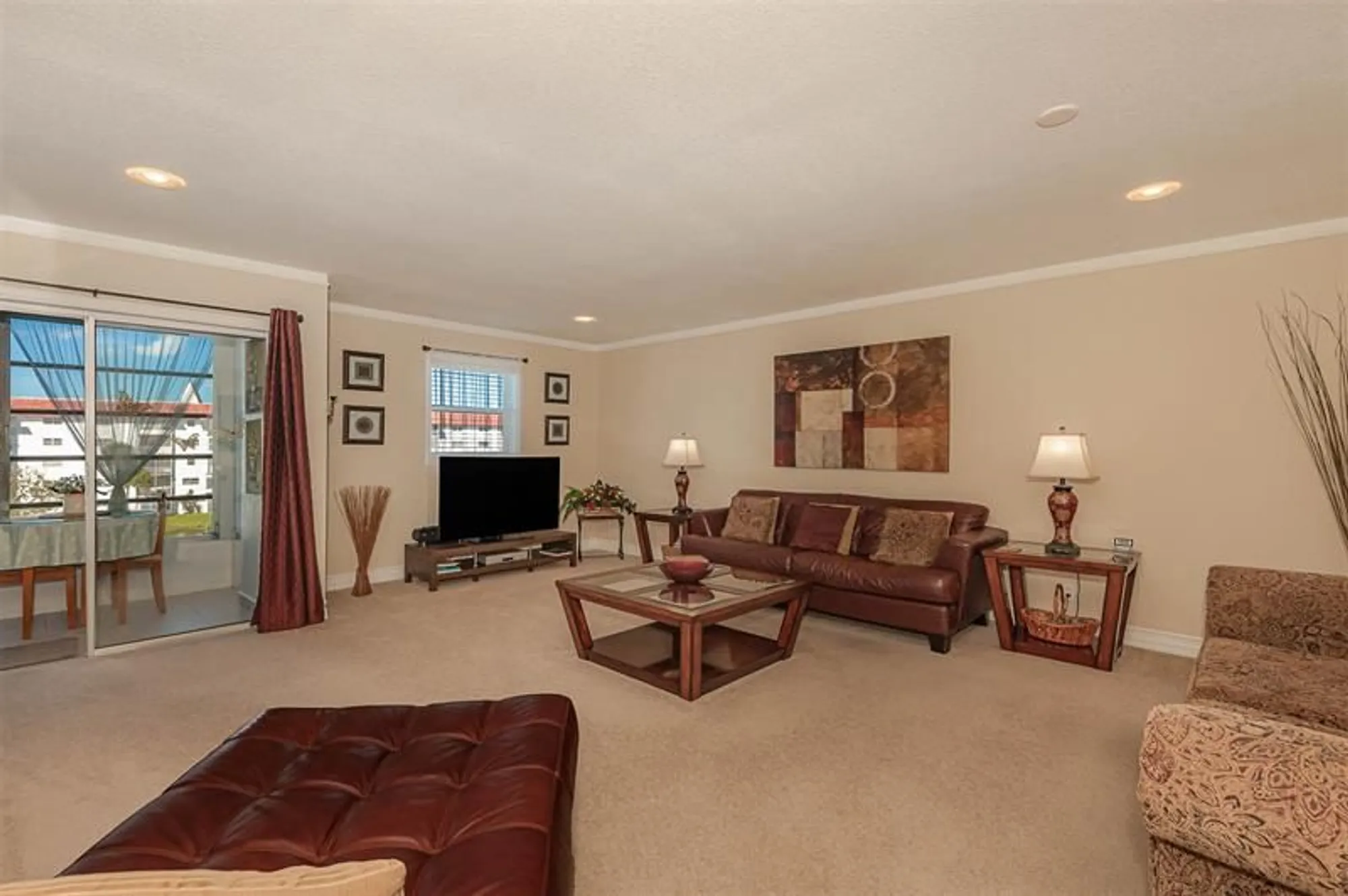Property Slideshow image 15 of 45 | 4751 nw 21st st 4p, Lauderhill, FL, 33313