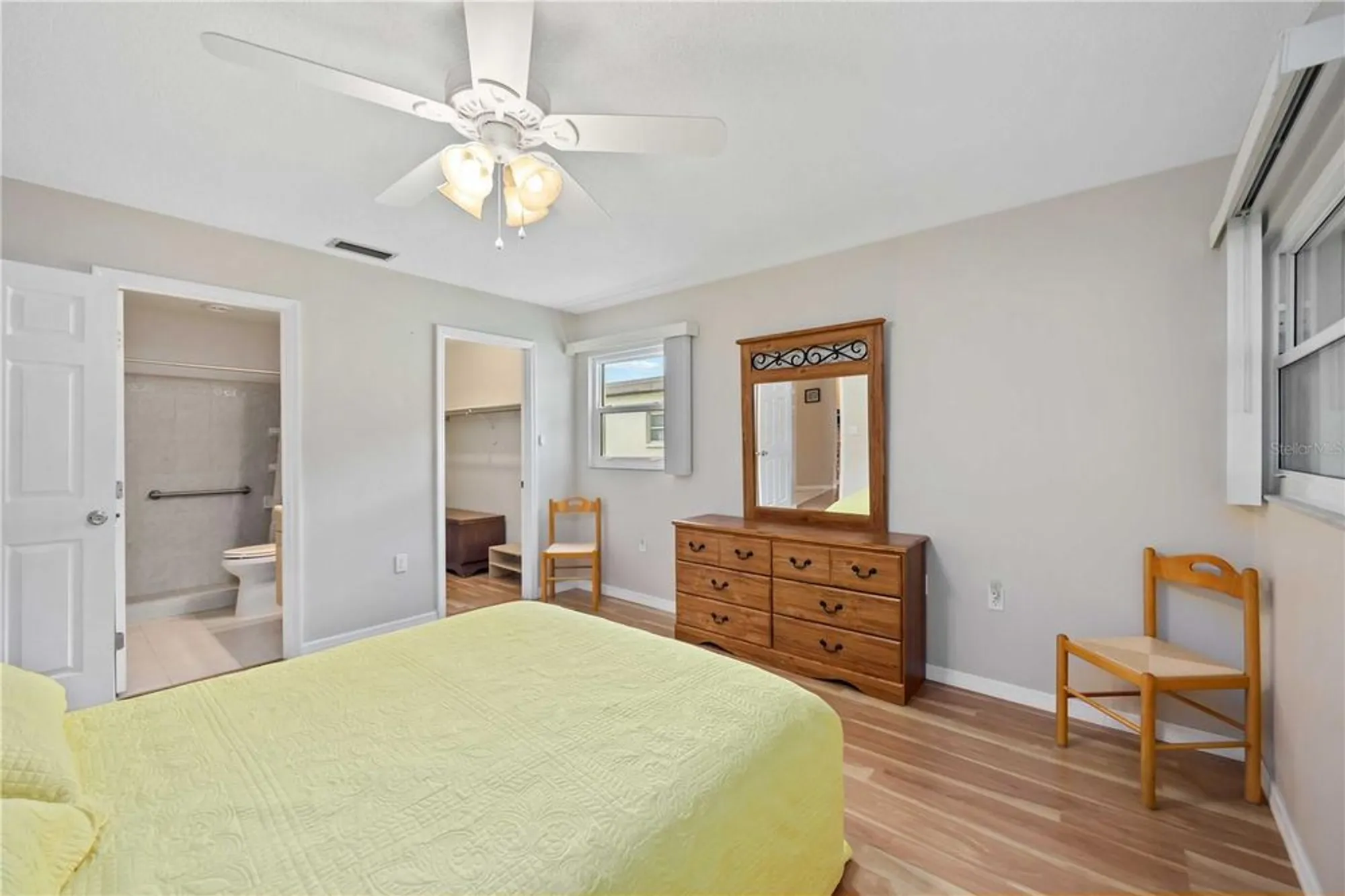 Property Slideshow image 18 of 51 | 3527 silver pine ct # 82, Sarasota, FL, 34231