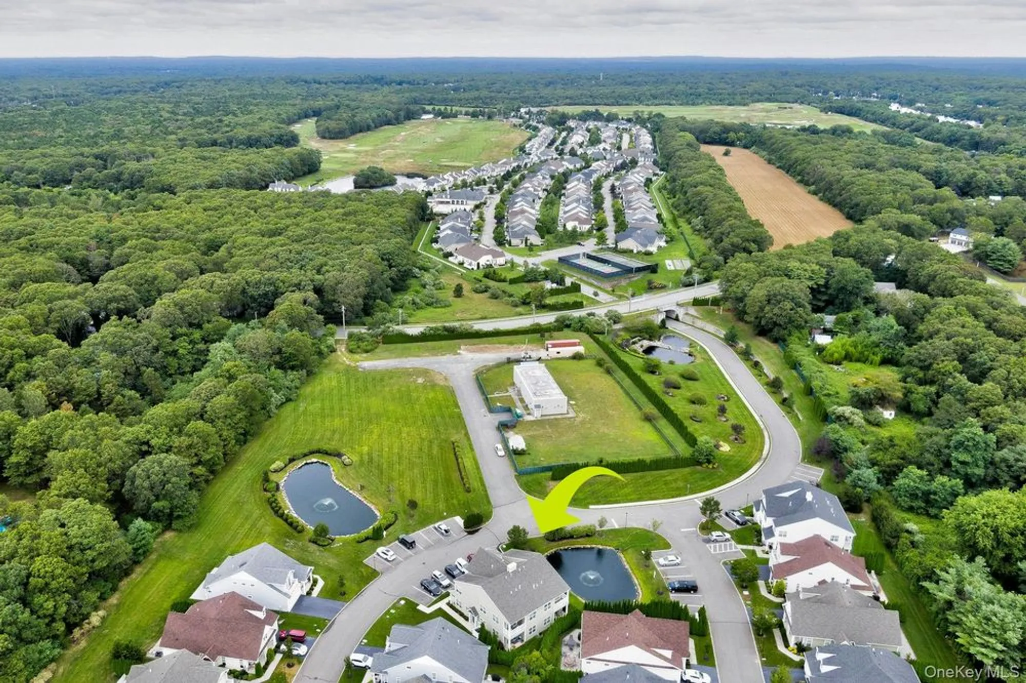 Property Slideshow image 24 of 40 | 279 augusta dr, Medford, NY, 11763