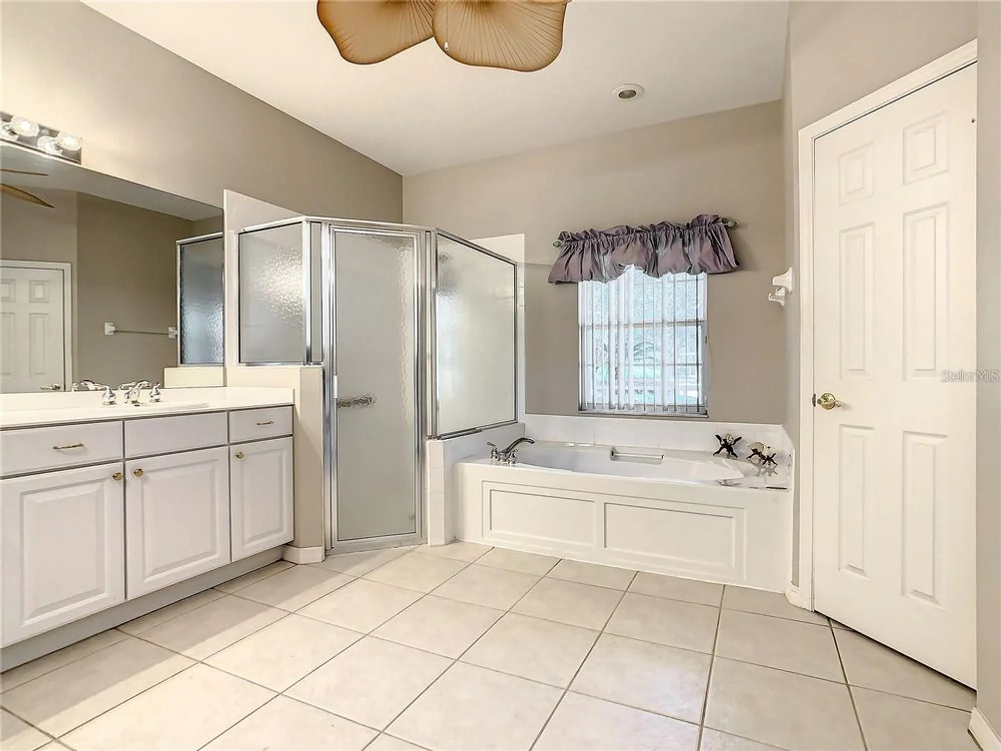 Property Slideshow image 26 of 86 | 417 lake butler dr, Kissimmee, FL, 34759