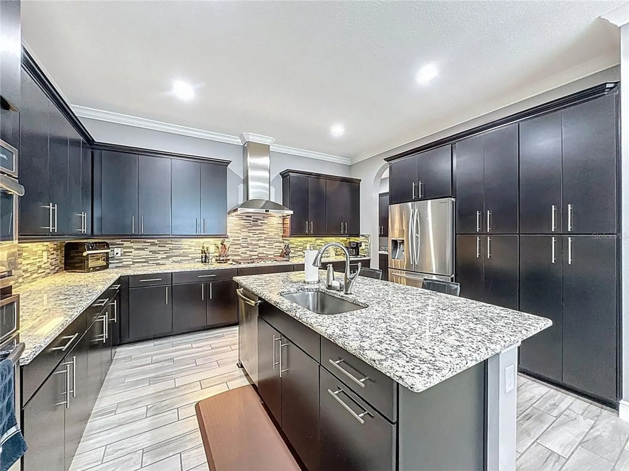 Property Slideshow image 23 of 97 | 107 balmy coast rd, Groveland, FL, 34736