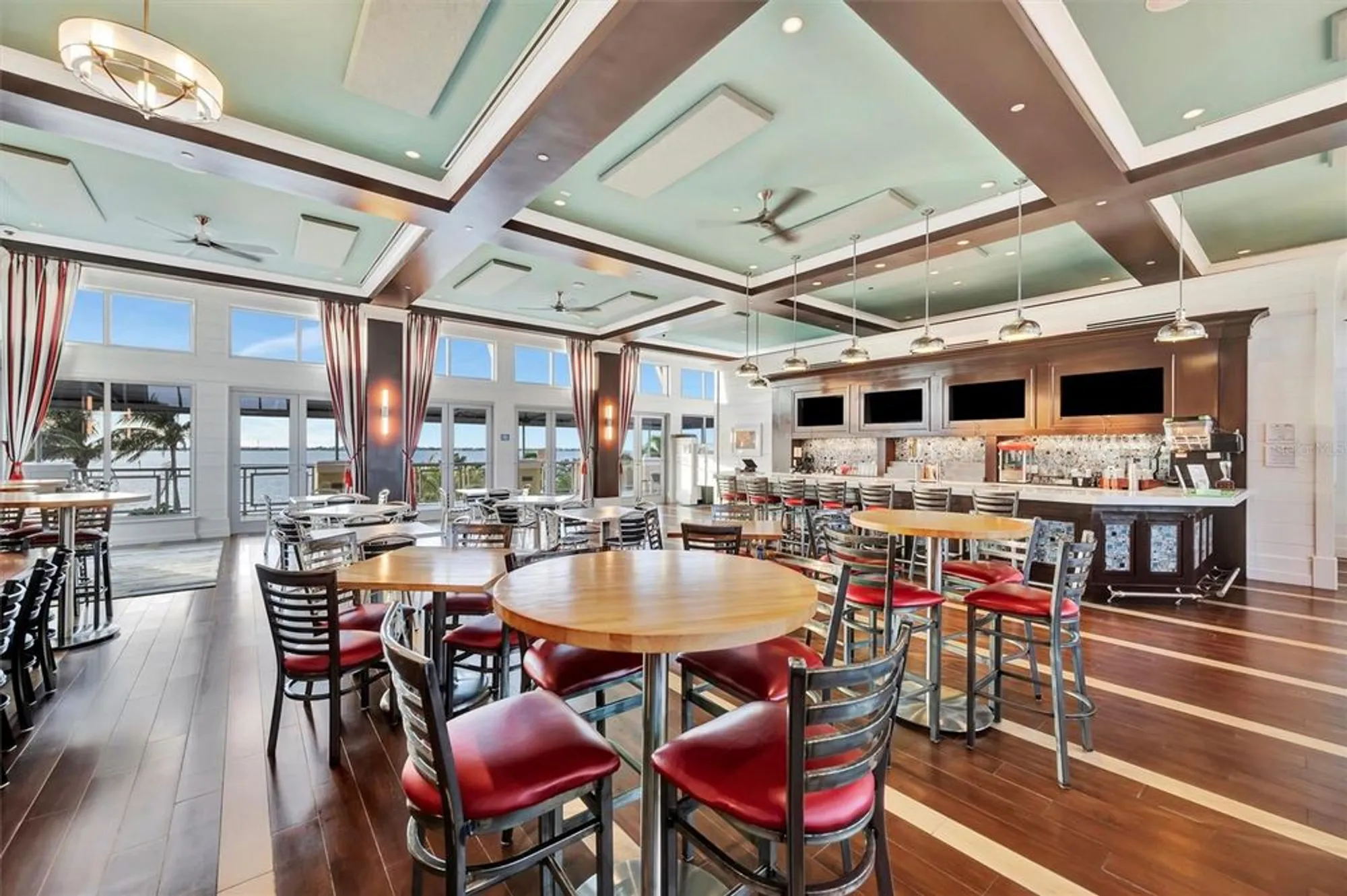 Property Slideshow image 70 of 96 | 246 sapphire lake dr 201, Bradenton, FL, 34209