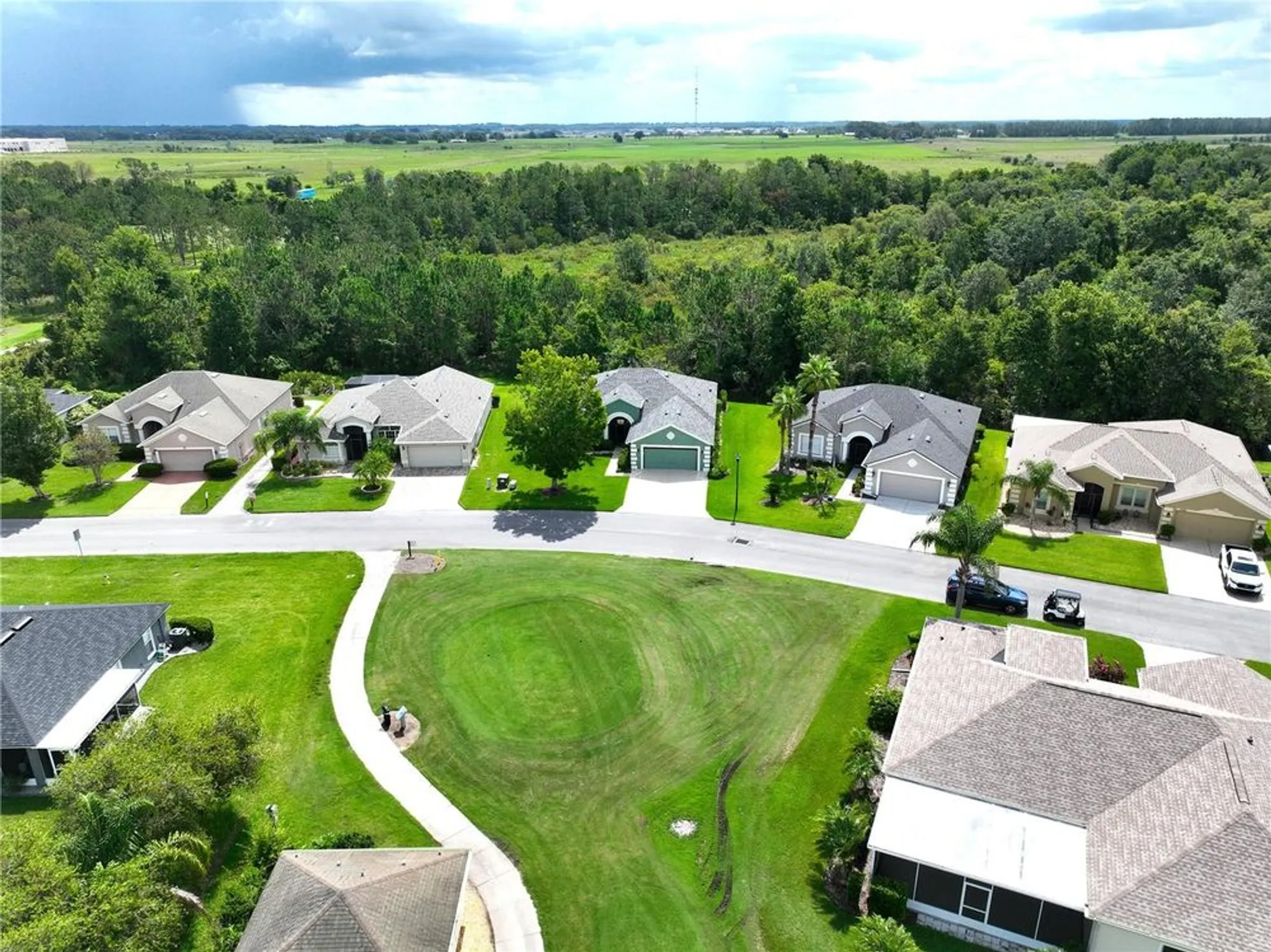 Property Slideshow image 45 of 52 | 10118 cleghorn dr, San Antonio, FL, 33576