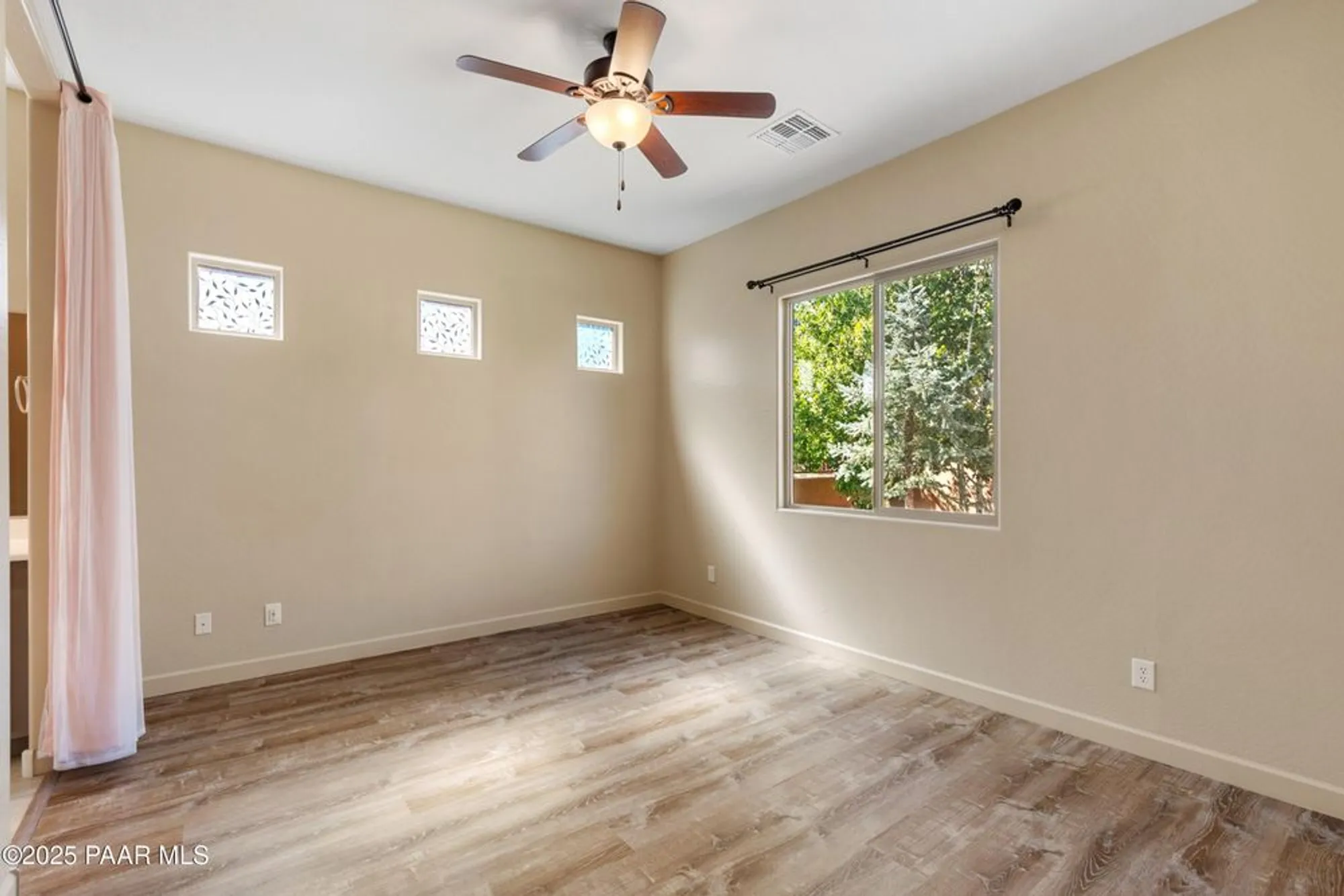 Property Slideshow image 13 of 26 | 2416 alberta way, Prescott, AZ, 86301