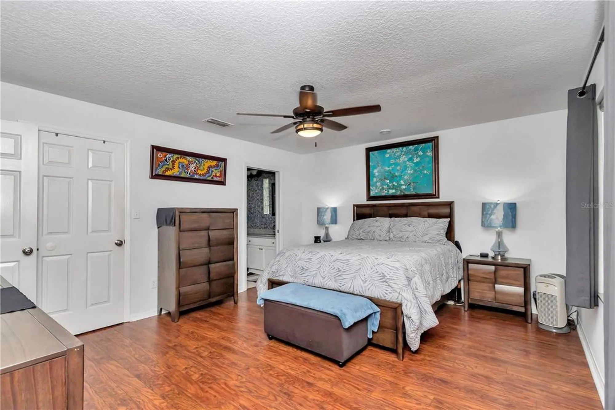 Property Slideshow image 12 of 43 | 5556 grove mnr, Lady Lake, FL, 32159