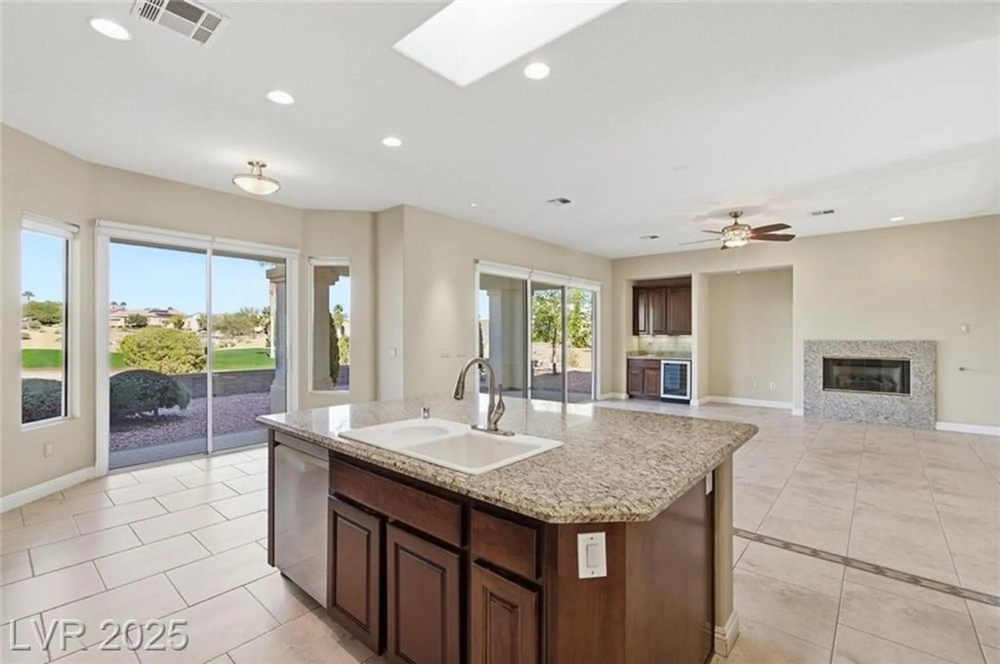 Property Slideshow image 27 of 84 | 10286 rio de thule ln, Las Vegas, NV, 89135