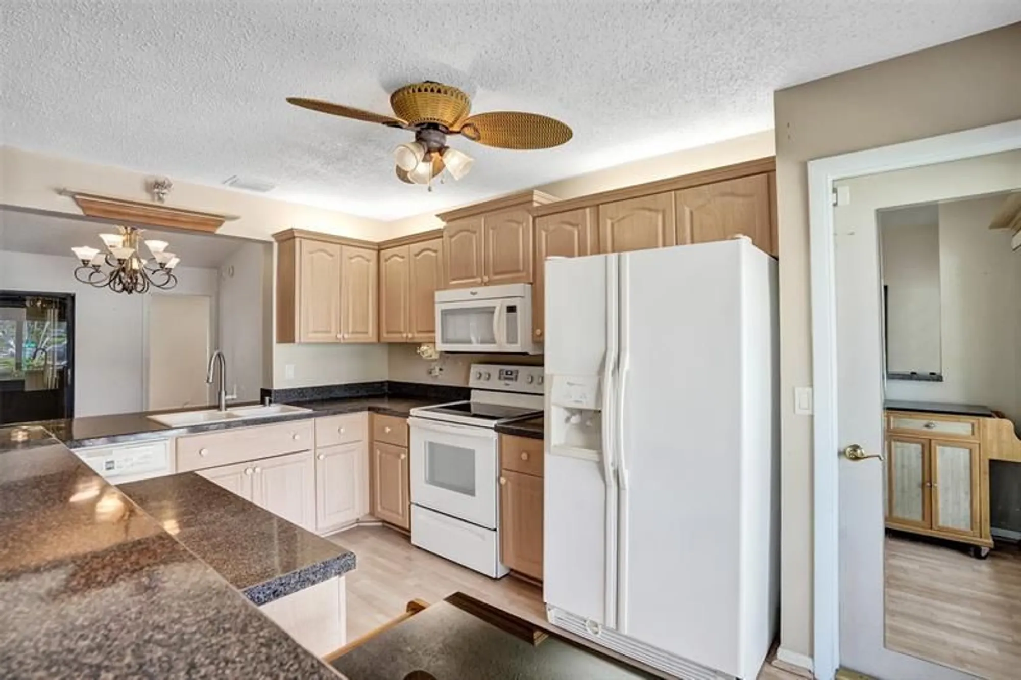 Property Slideshow image 6 of 94 | 1622 sw 19th ave, Deerfield Beach, FL, 33442