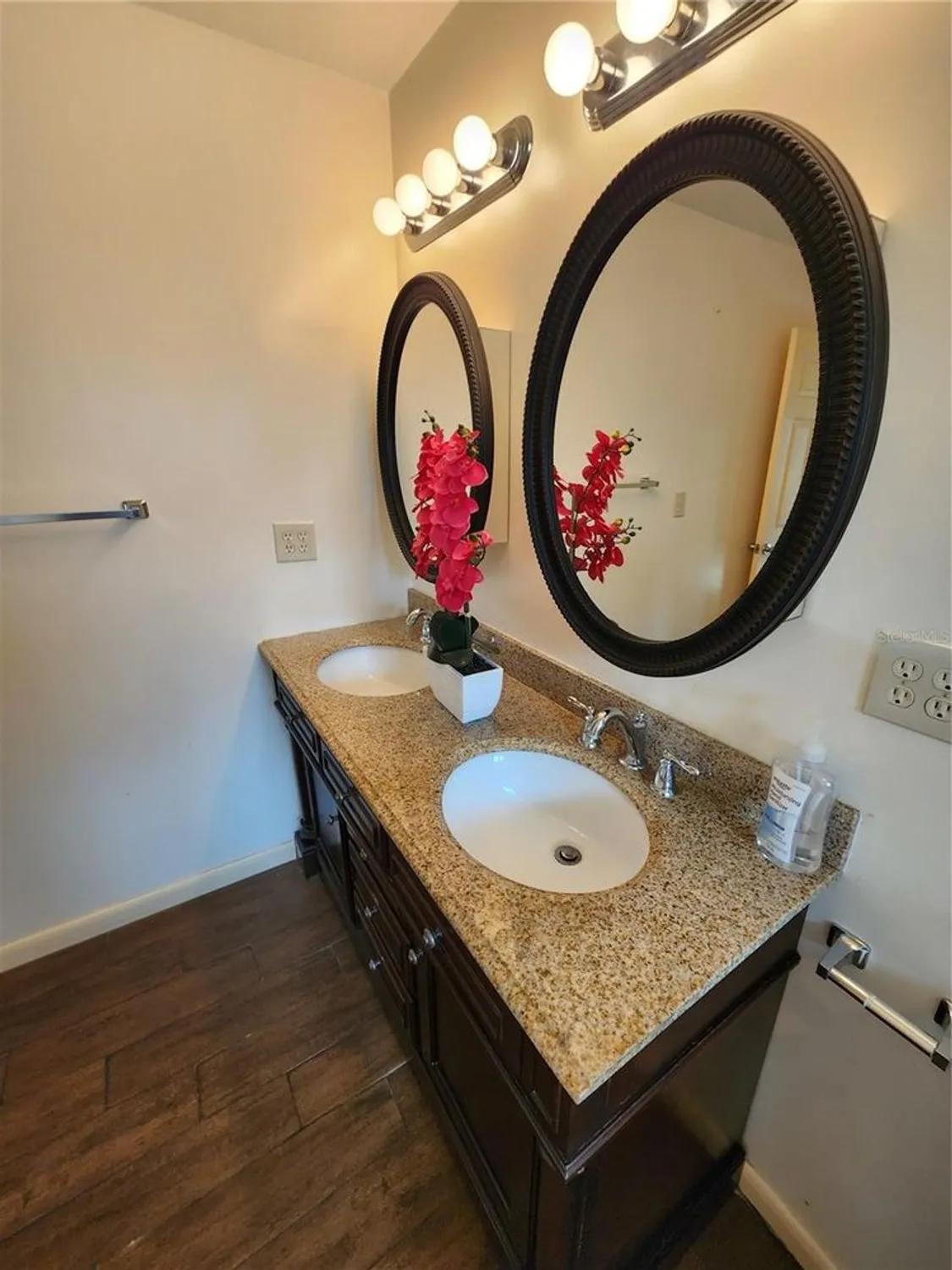 Property Slideshow image 16 of 37 | 9926 40th st, Pinellas Park, FL, 33782