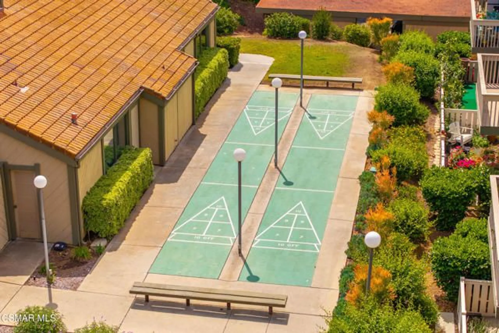 Property Slideshow image 29 of 30 | 245 oakleaf dr apt 205, Thousand Oaks, CA, 91360