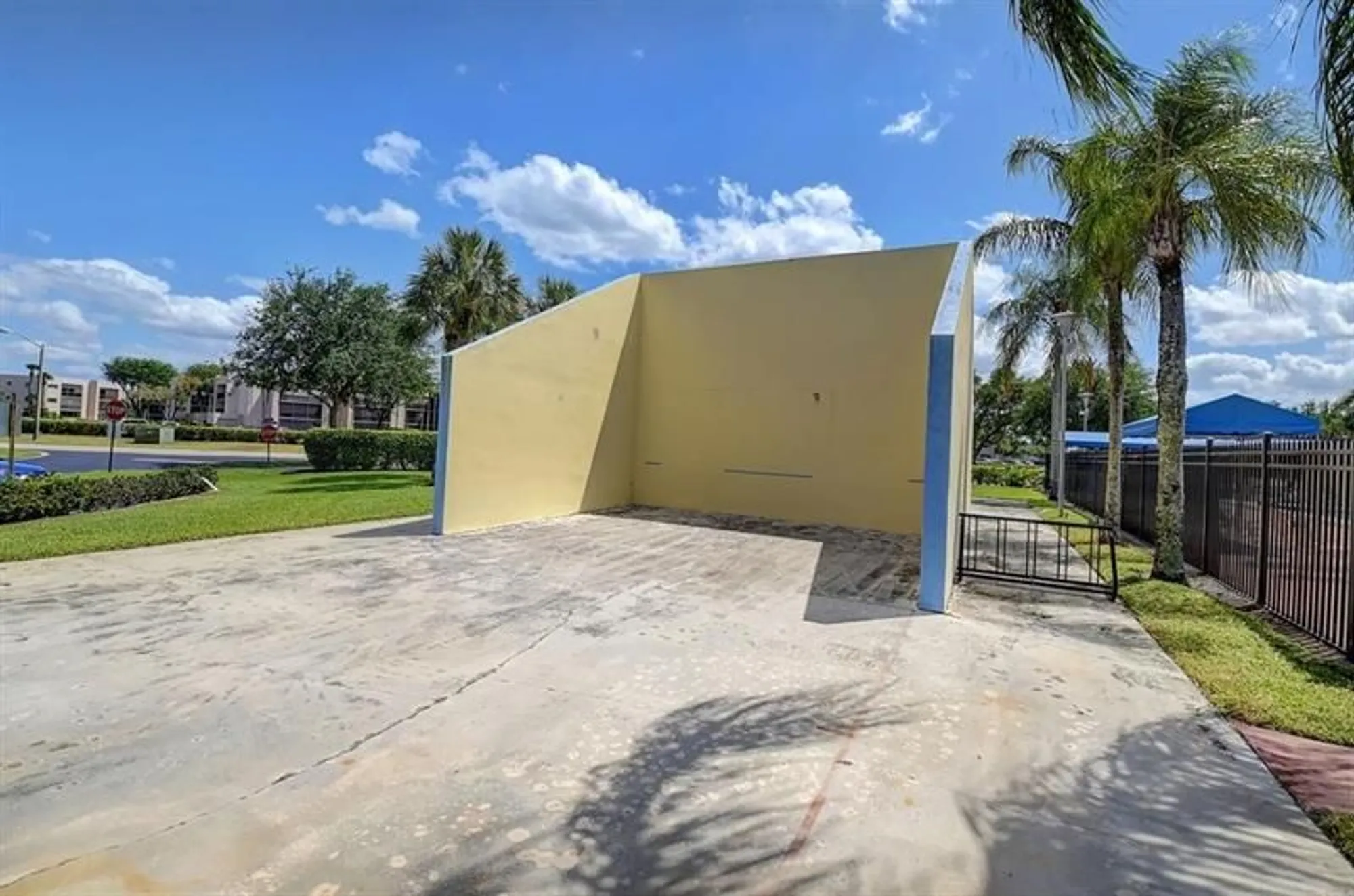Property Slideshow image 36 of 39 | 5370 las verdes cir apt 319, Delray Beach, FL, 33484