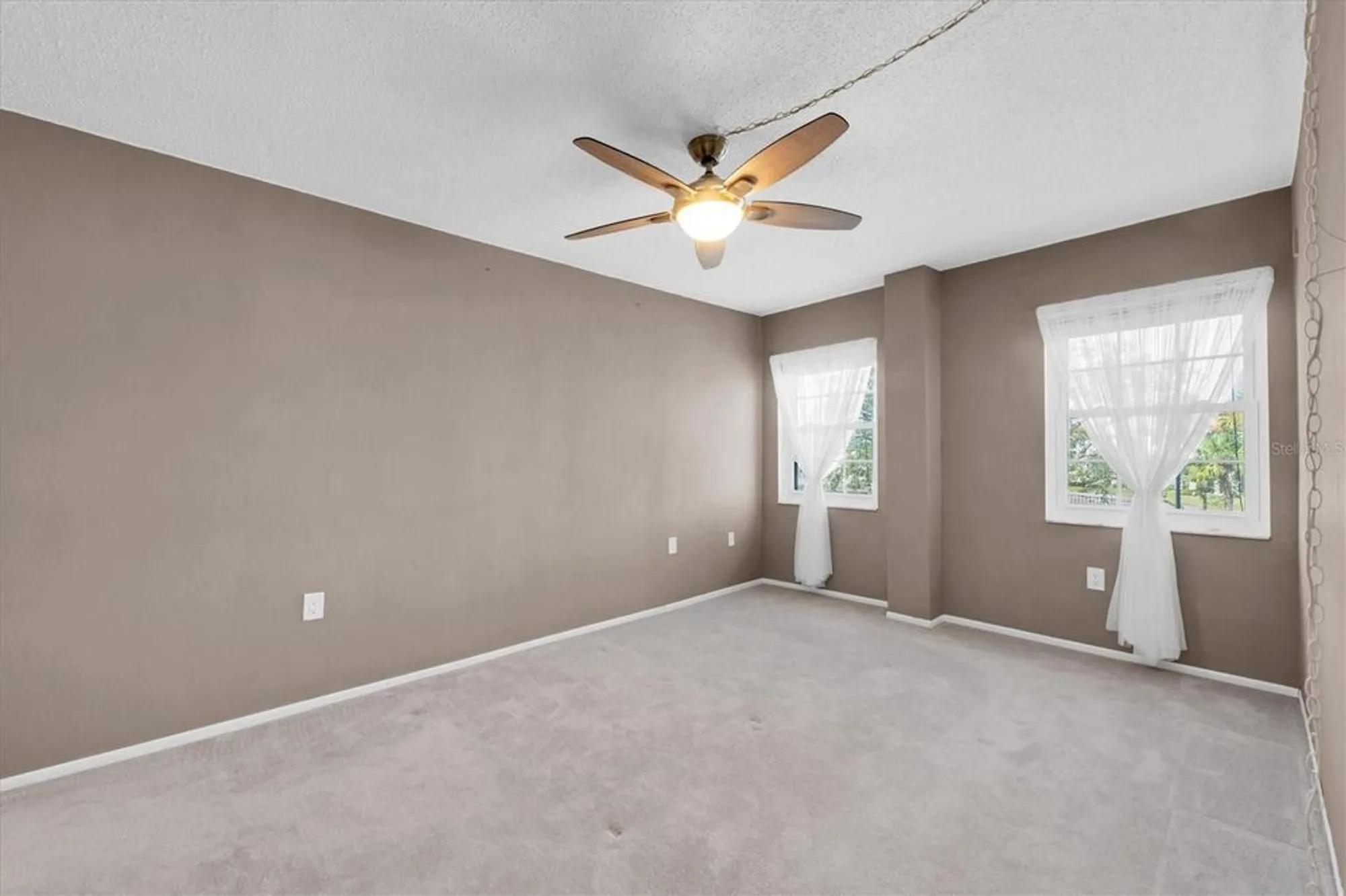 Property Slideshow image 18 of 25 | 19029 us highway 19 n apt 26-304, Clearwater, FL, 33764